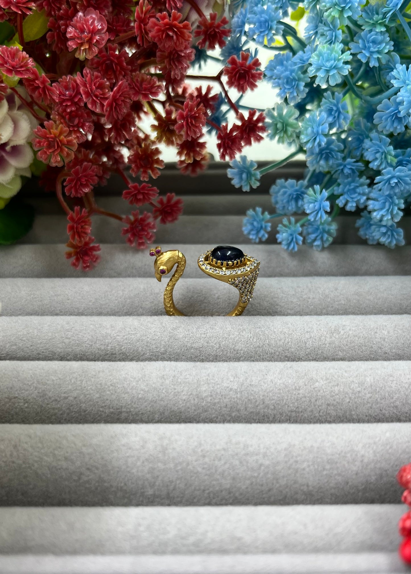 The Royal Peackok Adjustable Kundan Finger Ring.