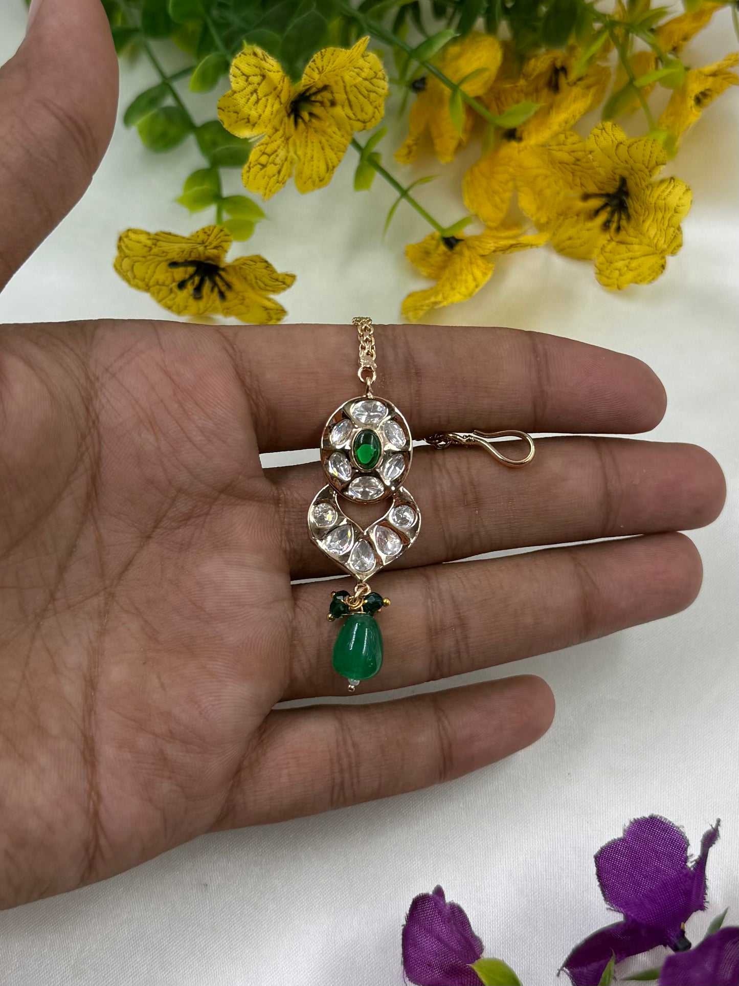 Komal Moissanite Mang Tika