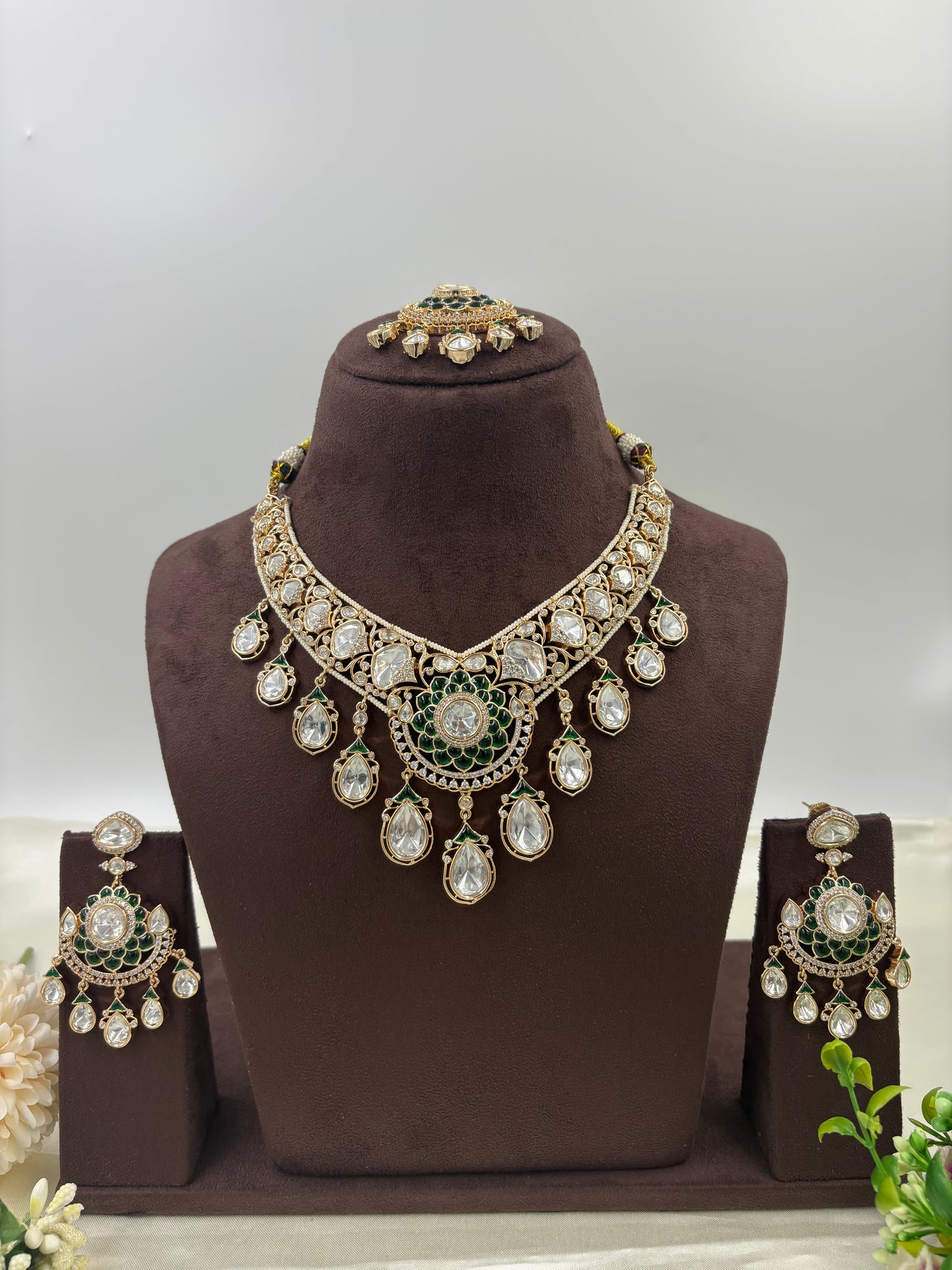 Heer Ratan Moissanite Kundan Necklace
