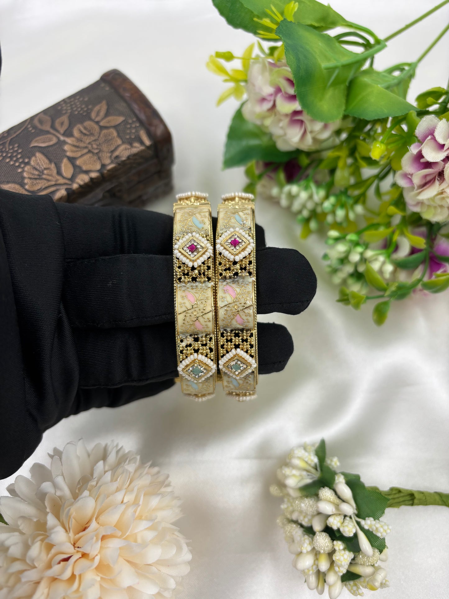 Gleam Premium Heritage Bangles
