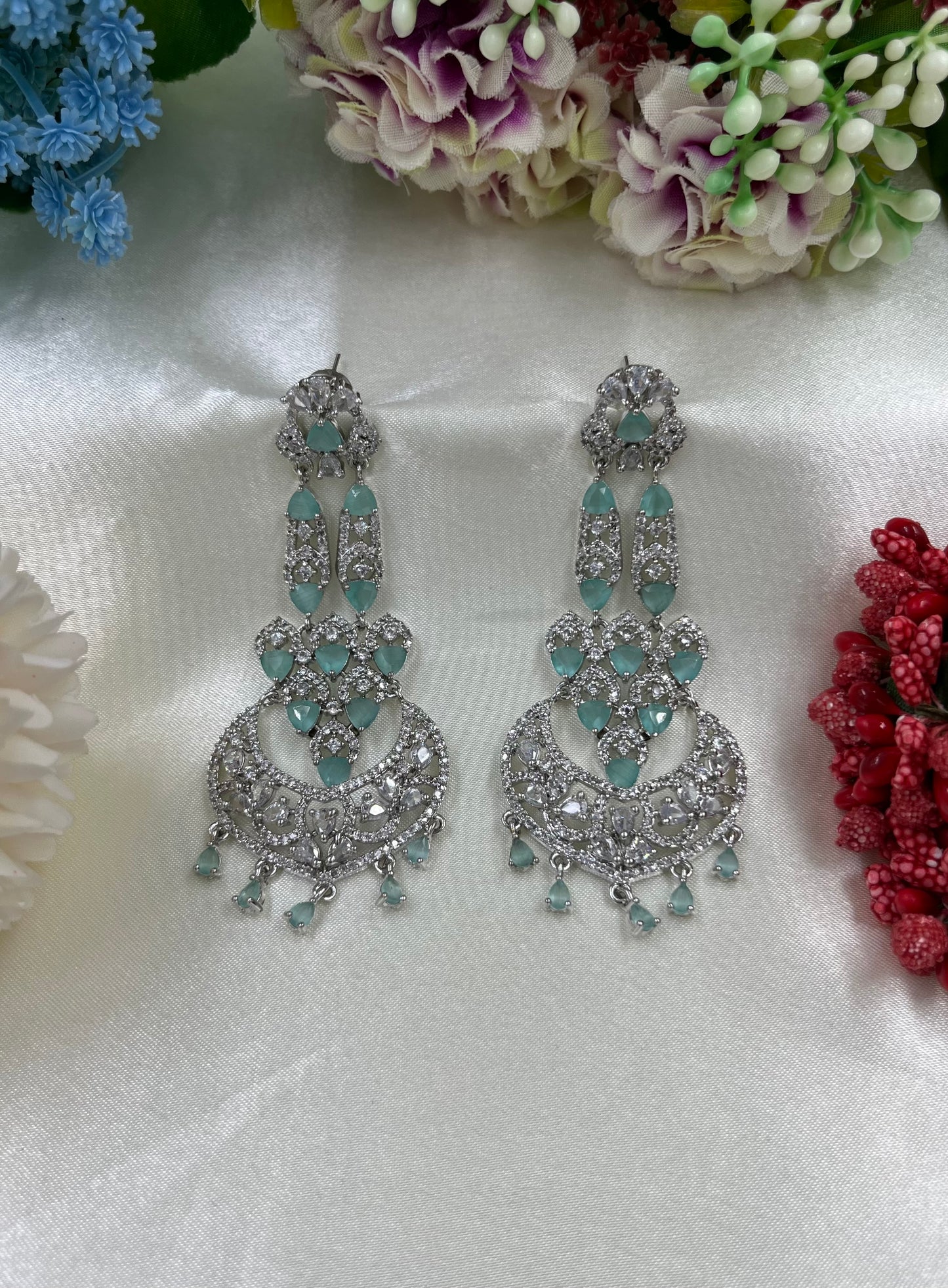 Anvi Ad Brass Earing