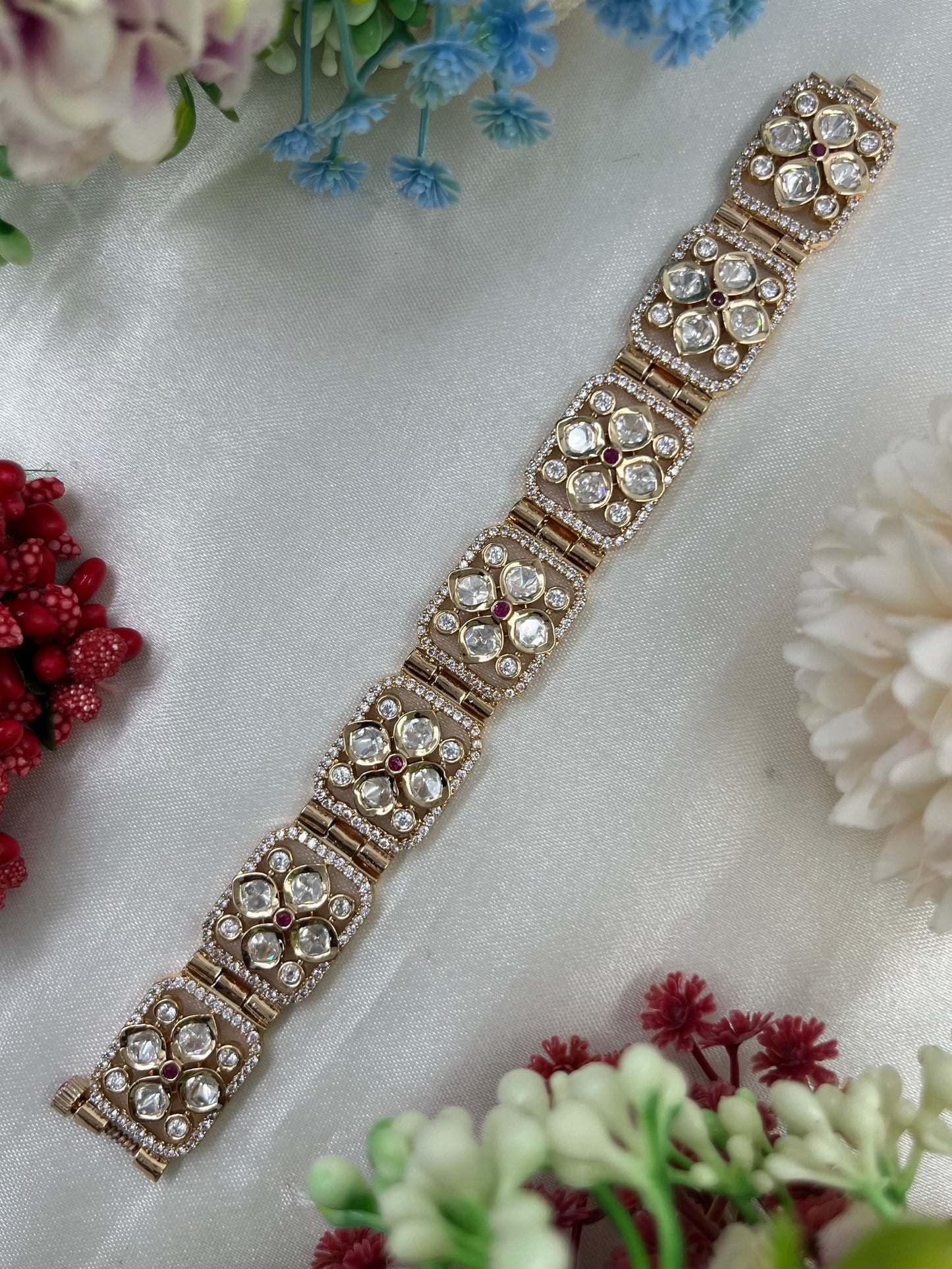 Alpana Moissanite Kundan Bracelet