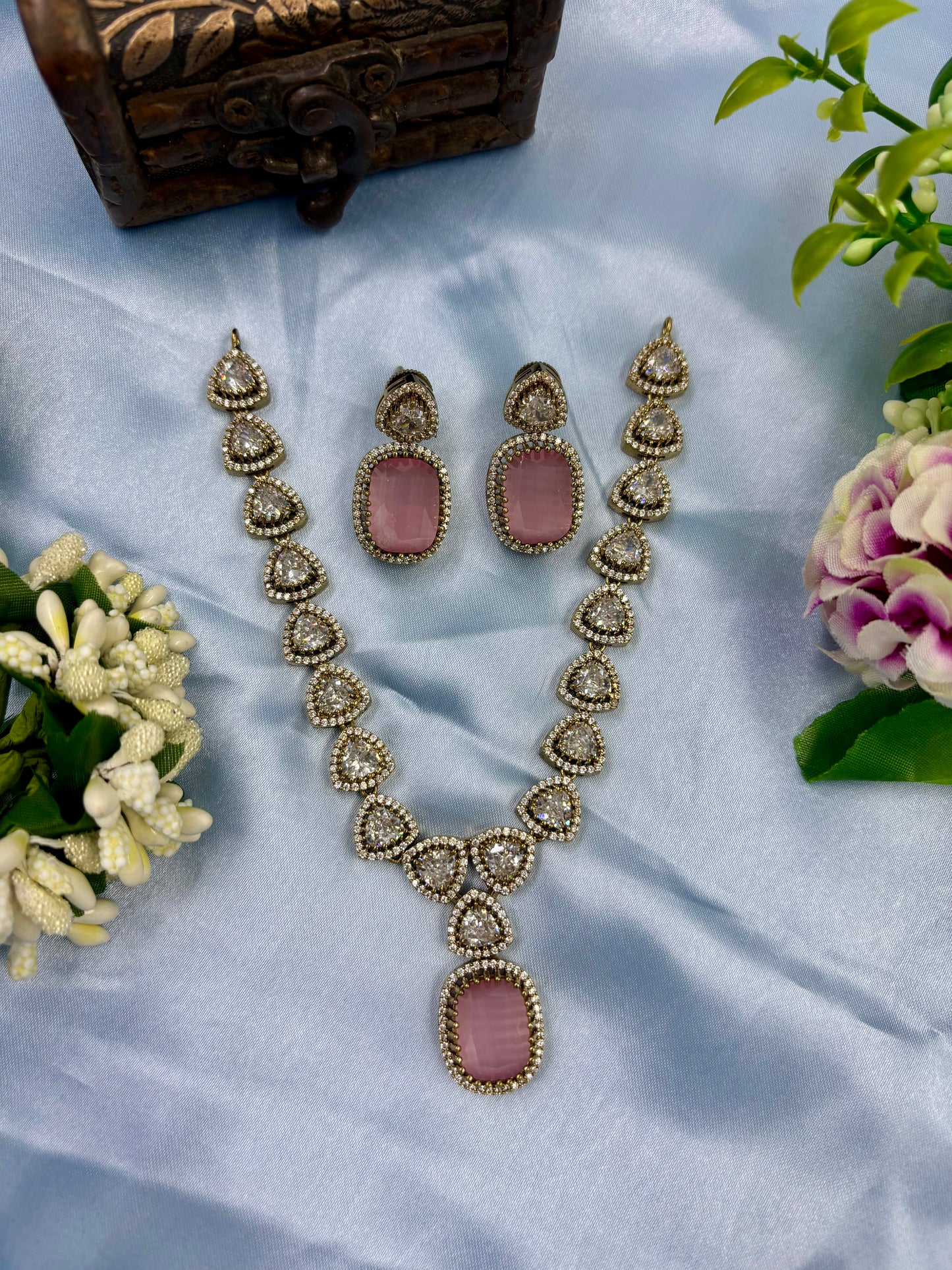 VICTORIAN DELICATE AD CZ NECKLACE