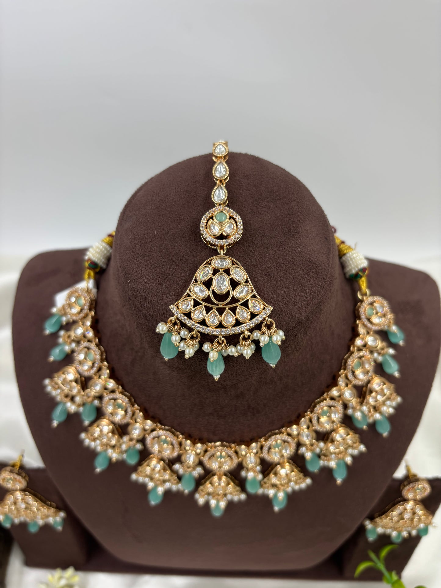 LISA MOISSANITE KUNDAN PEARL NECKLACE SET