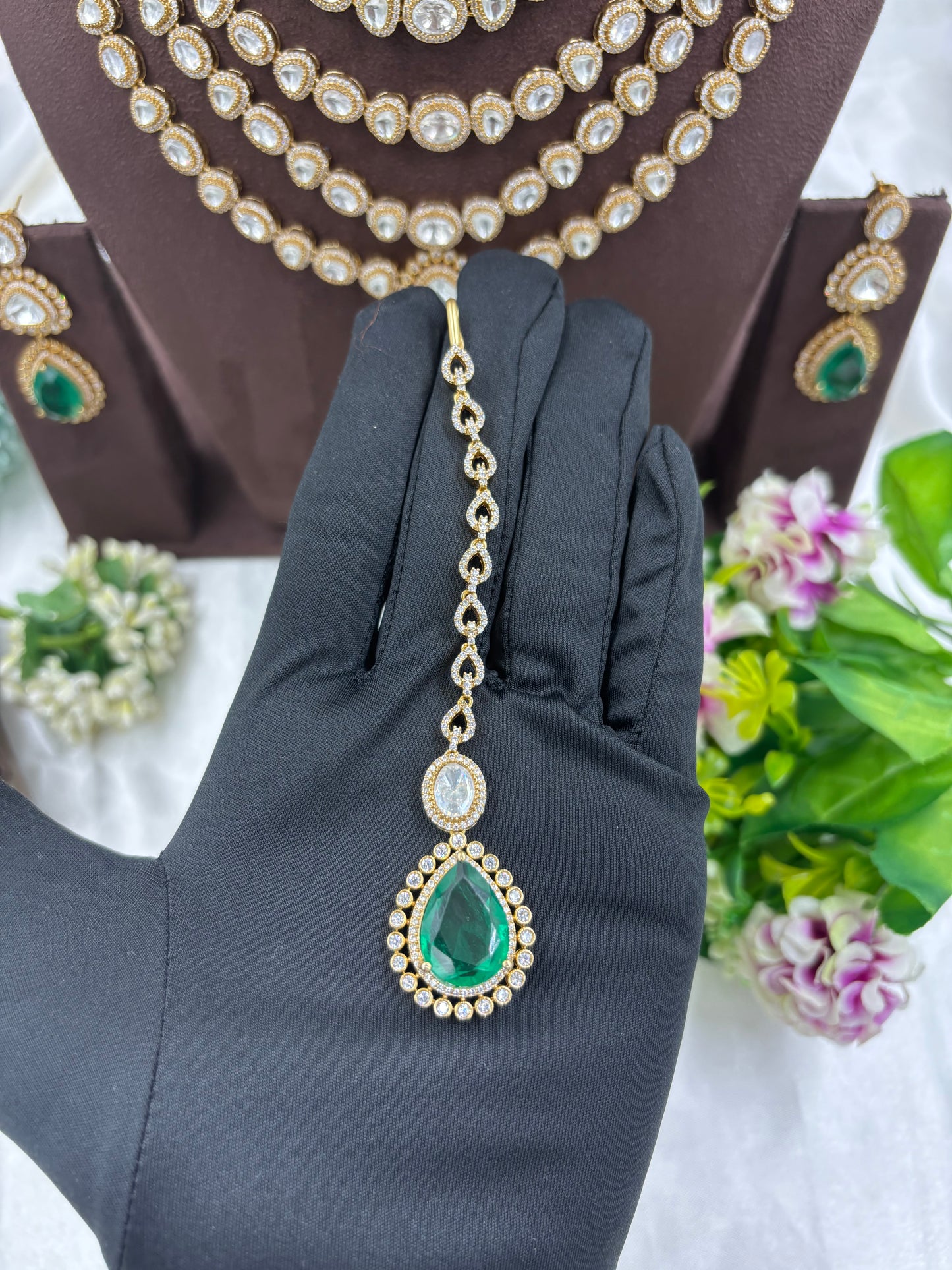 EMERALD LAYER MOISSANITE KUNDAN NECKLACE