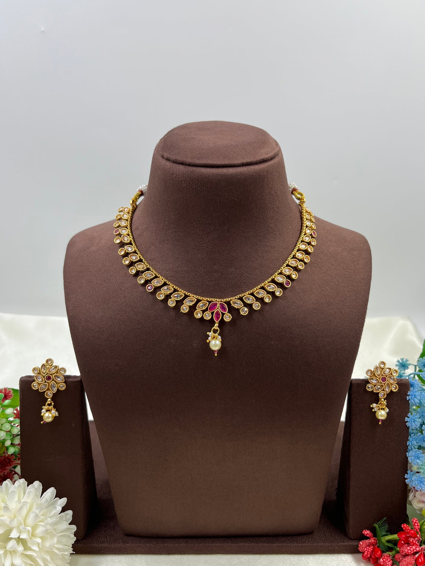 Nalini Delicate Traditional Necklace