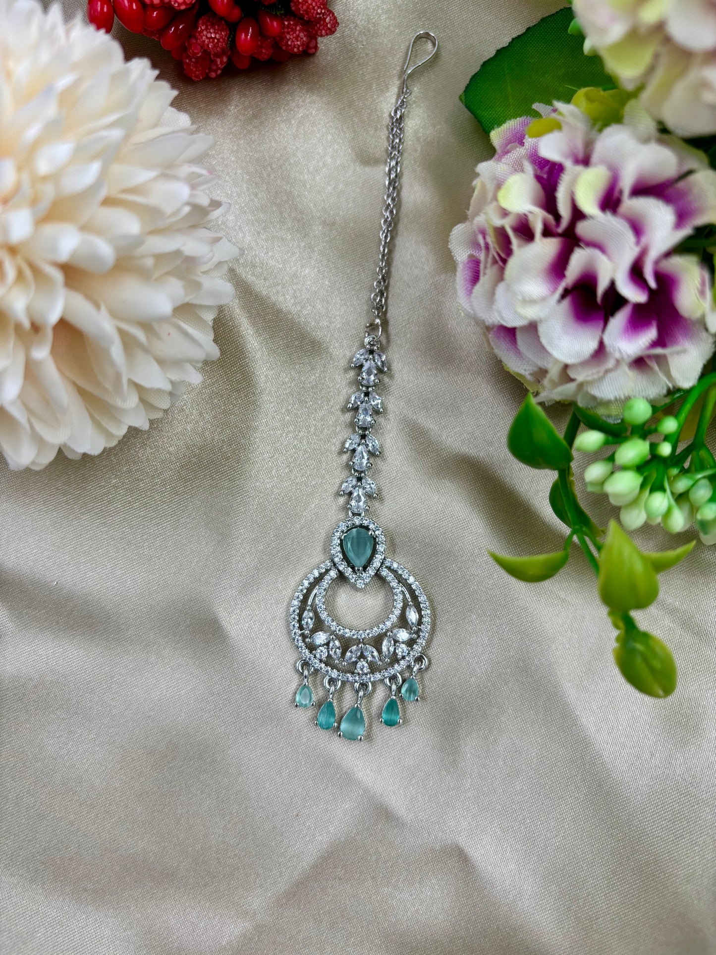 AMERICAN DIMOND DROP DESIGN MANG TIKA
