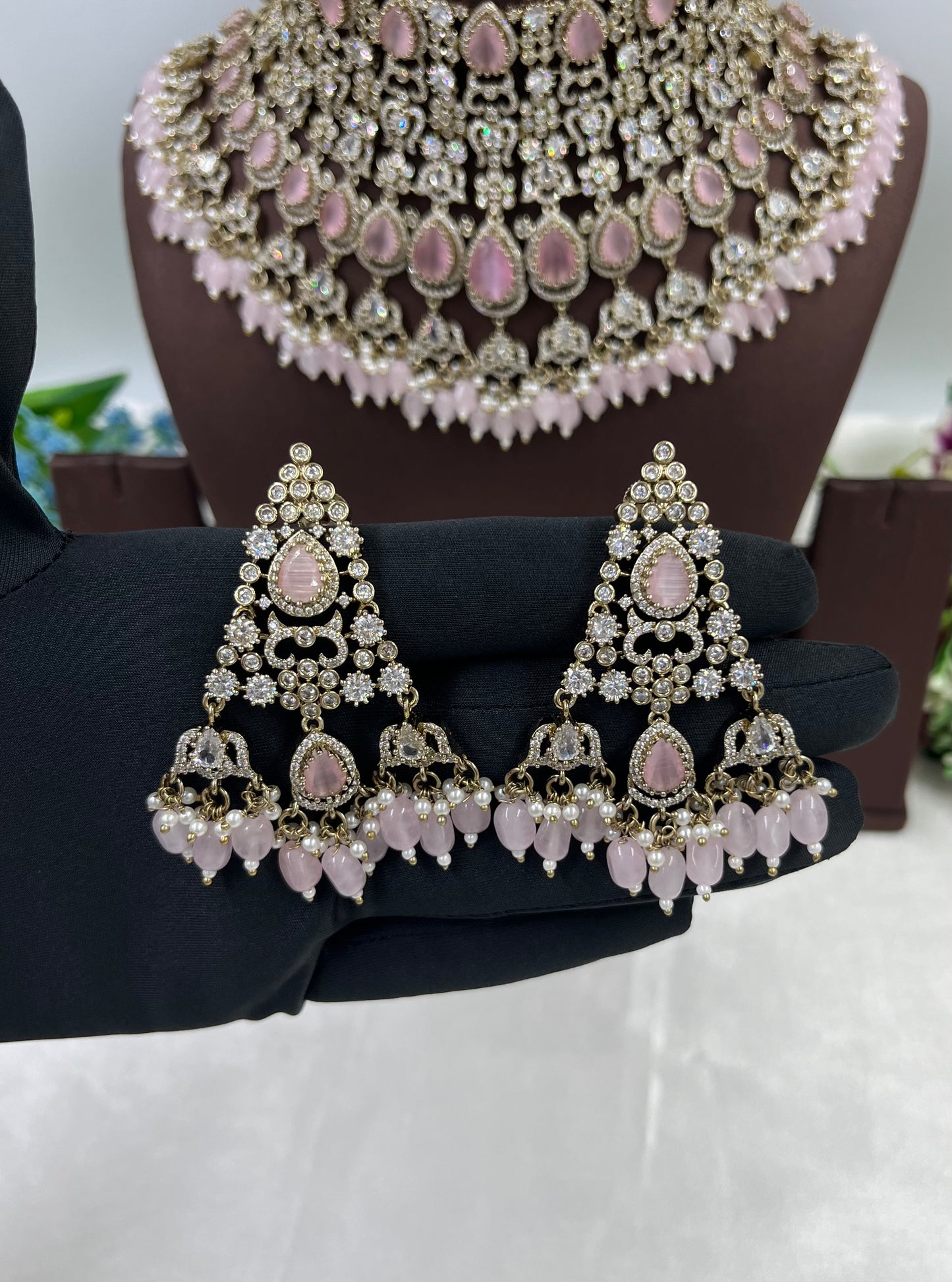 Nidhi Premium Victorian Ad Necklace