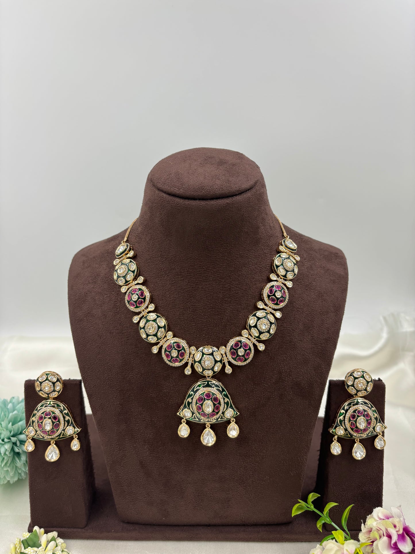 MINA KARI KUNDAN PREMIUM MOISSANITE NECKLACE