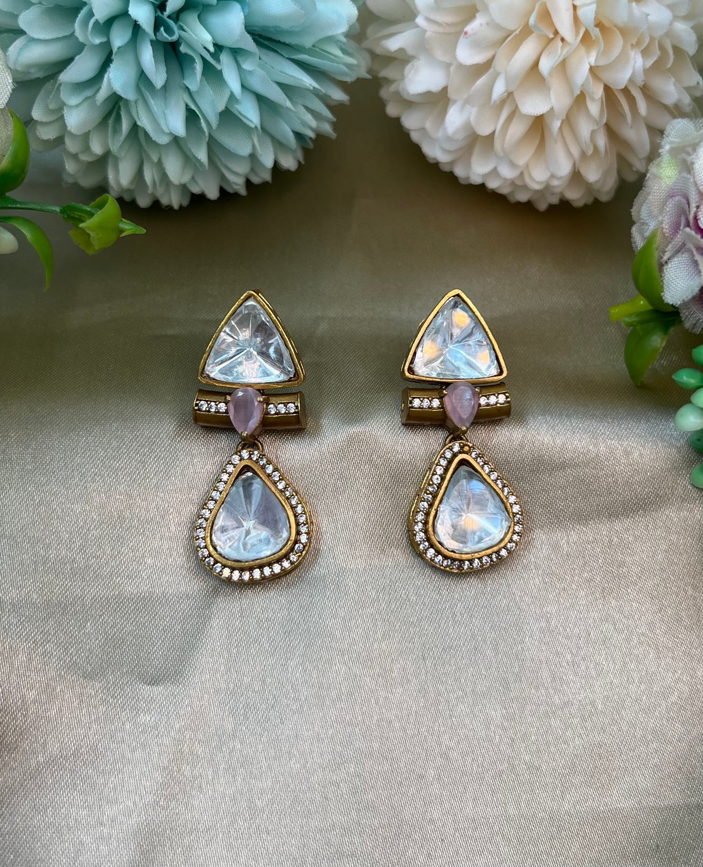 Crew Moissanite Kundan Tops