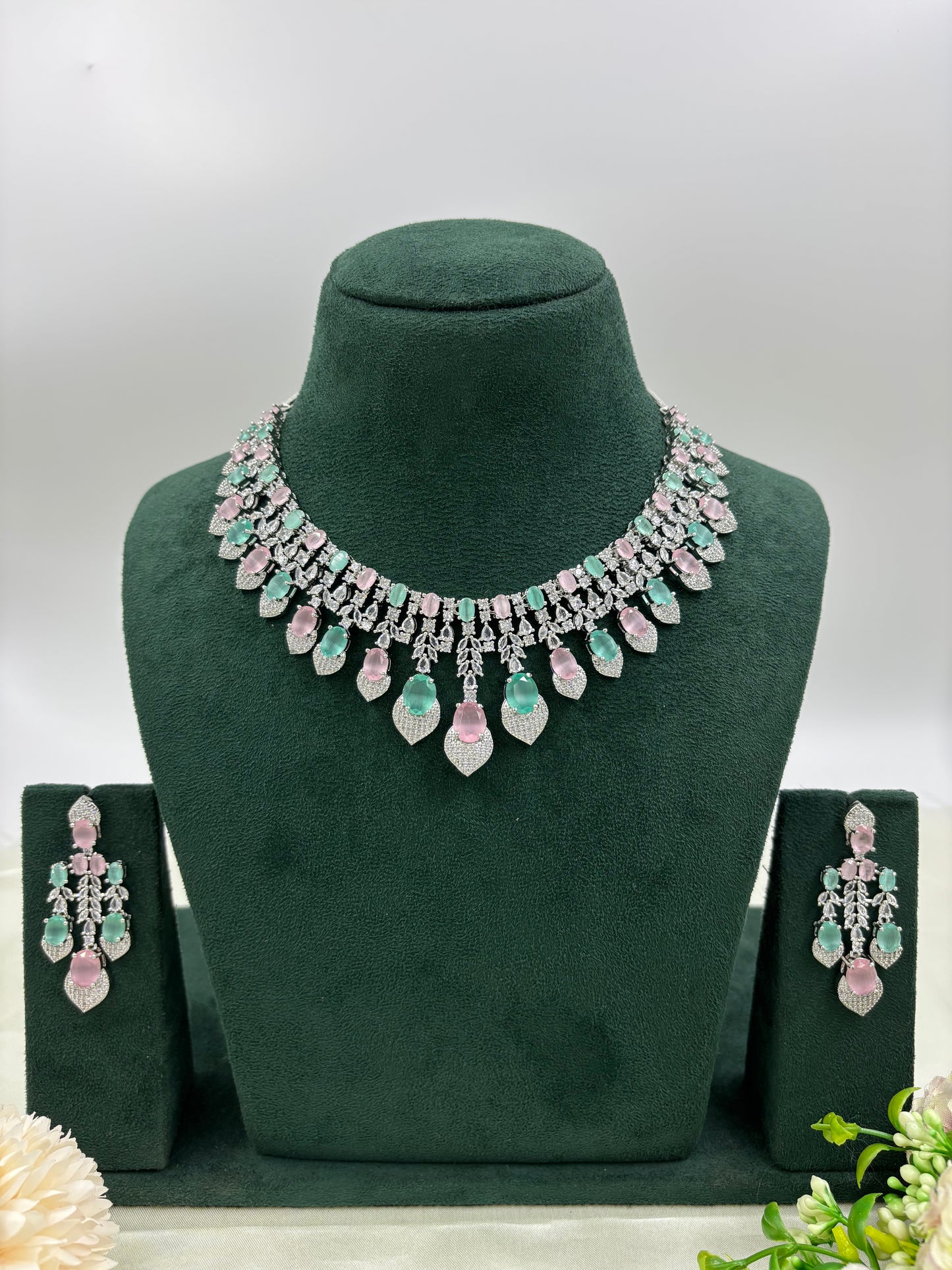 Viona V Shape American Necklace Set