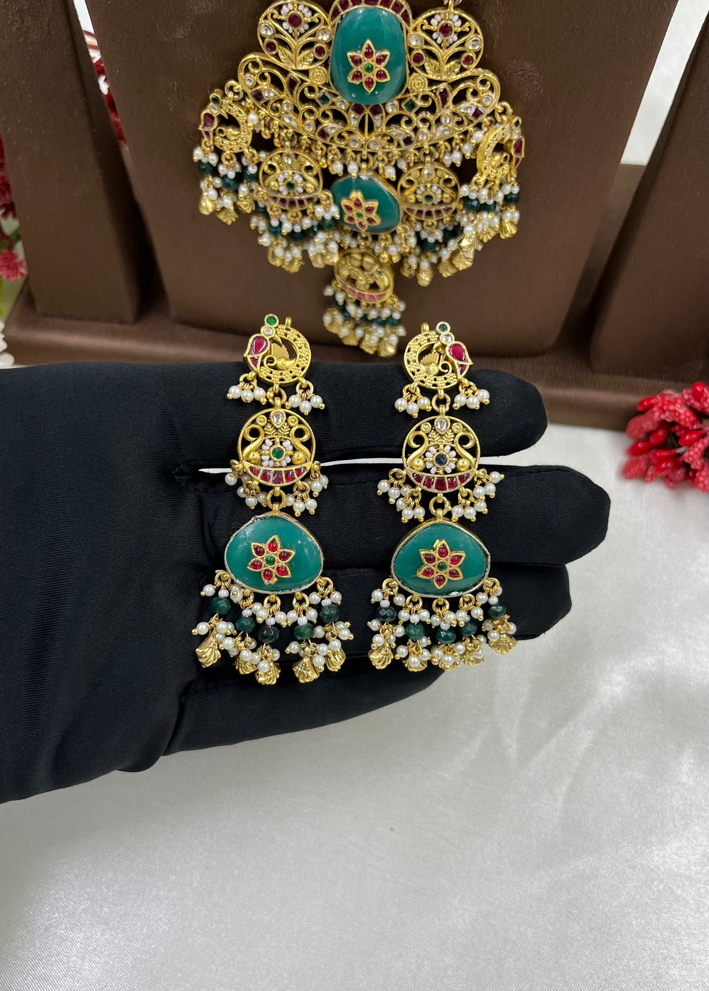 Rajvi Pachi Kundan Combo Set