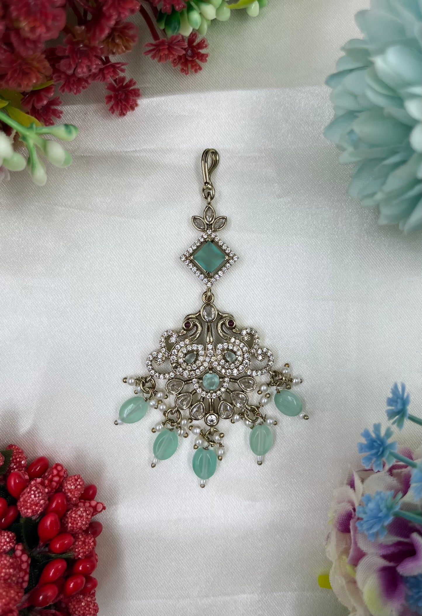 Aaru Victorian Tika