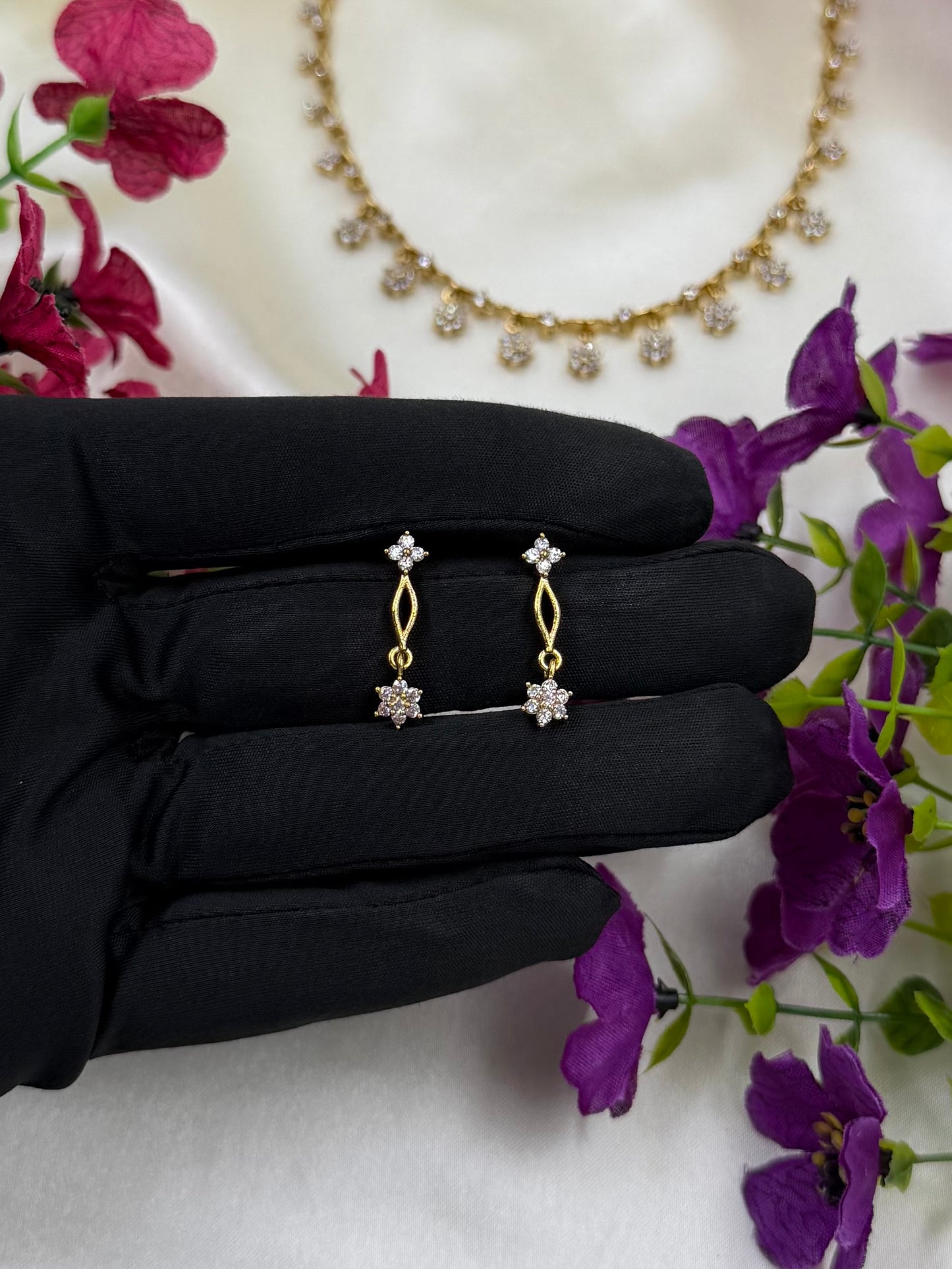 Brinda Victorian Delicate Necklace