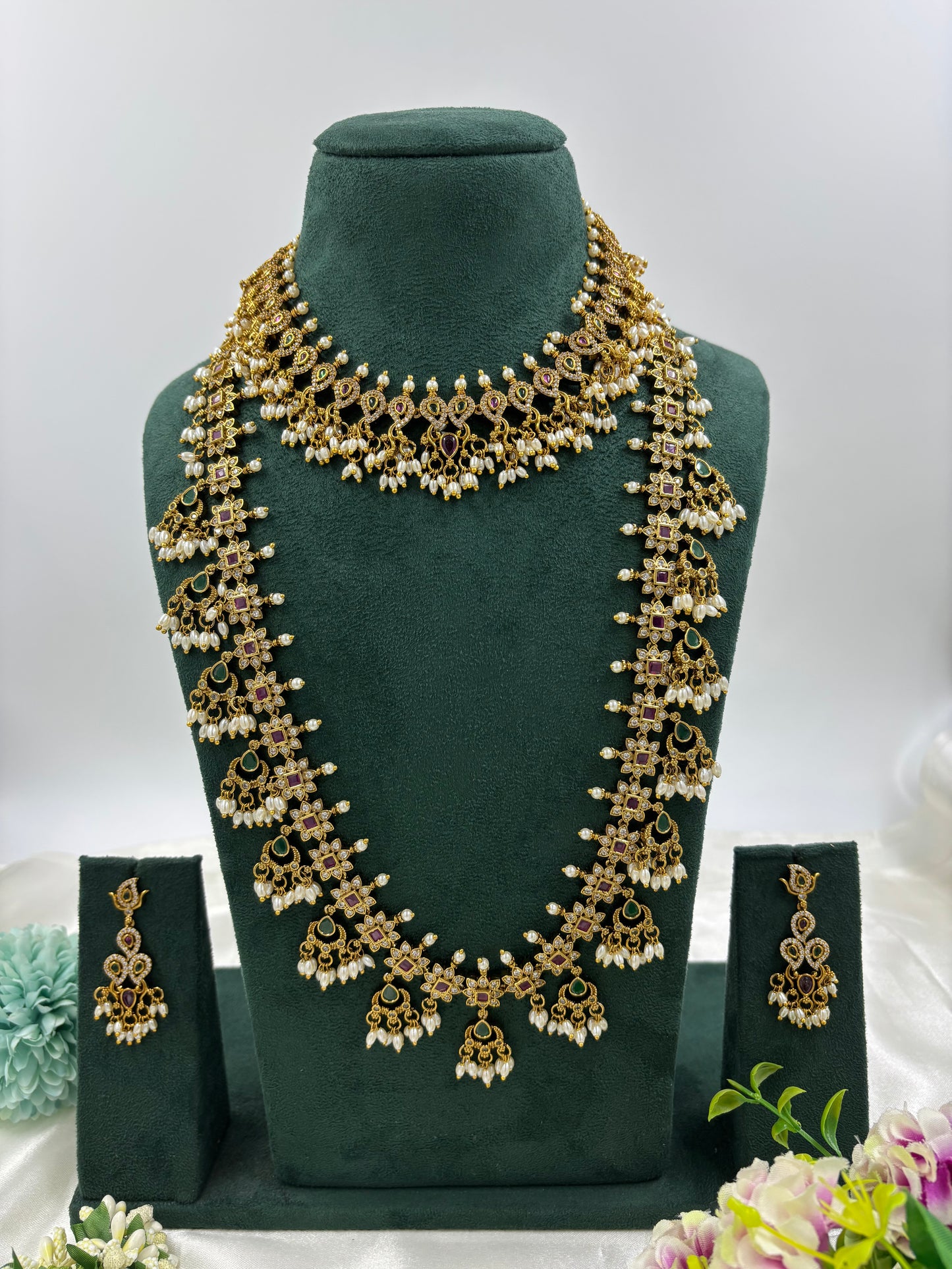 Saavi Traditional Marathi Combo Necklace