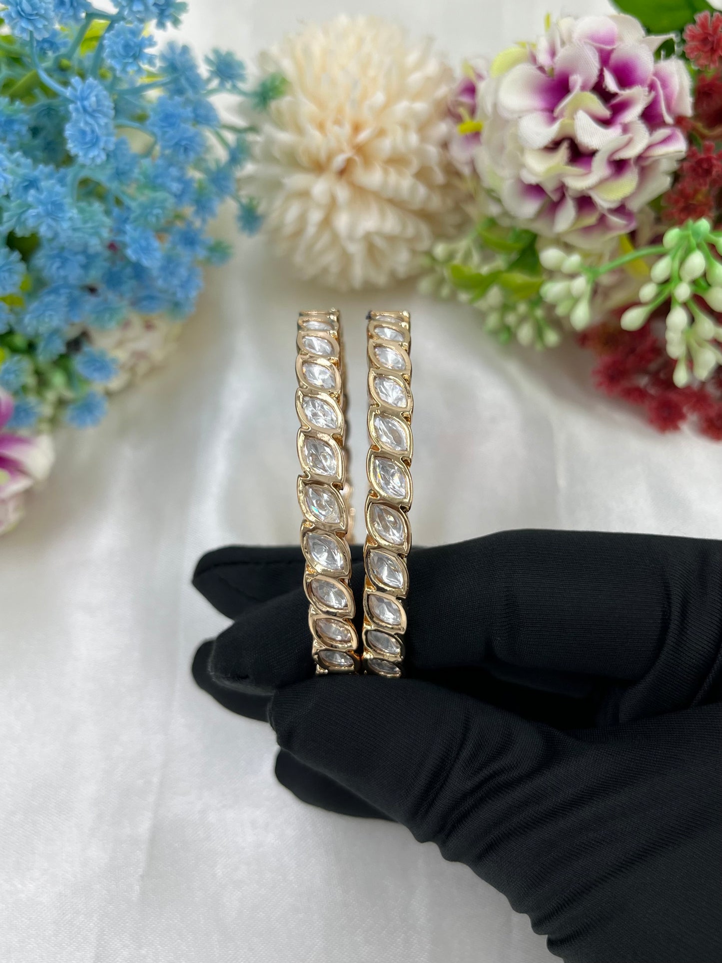 Bela Moissanite Kundan Bangles