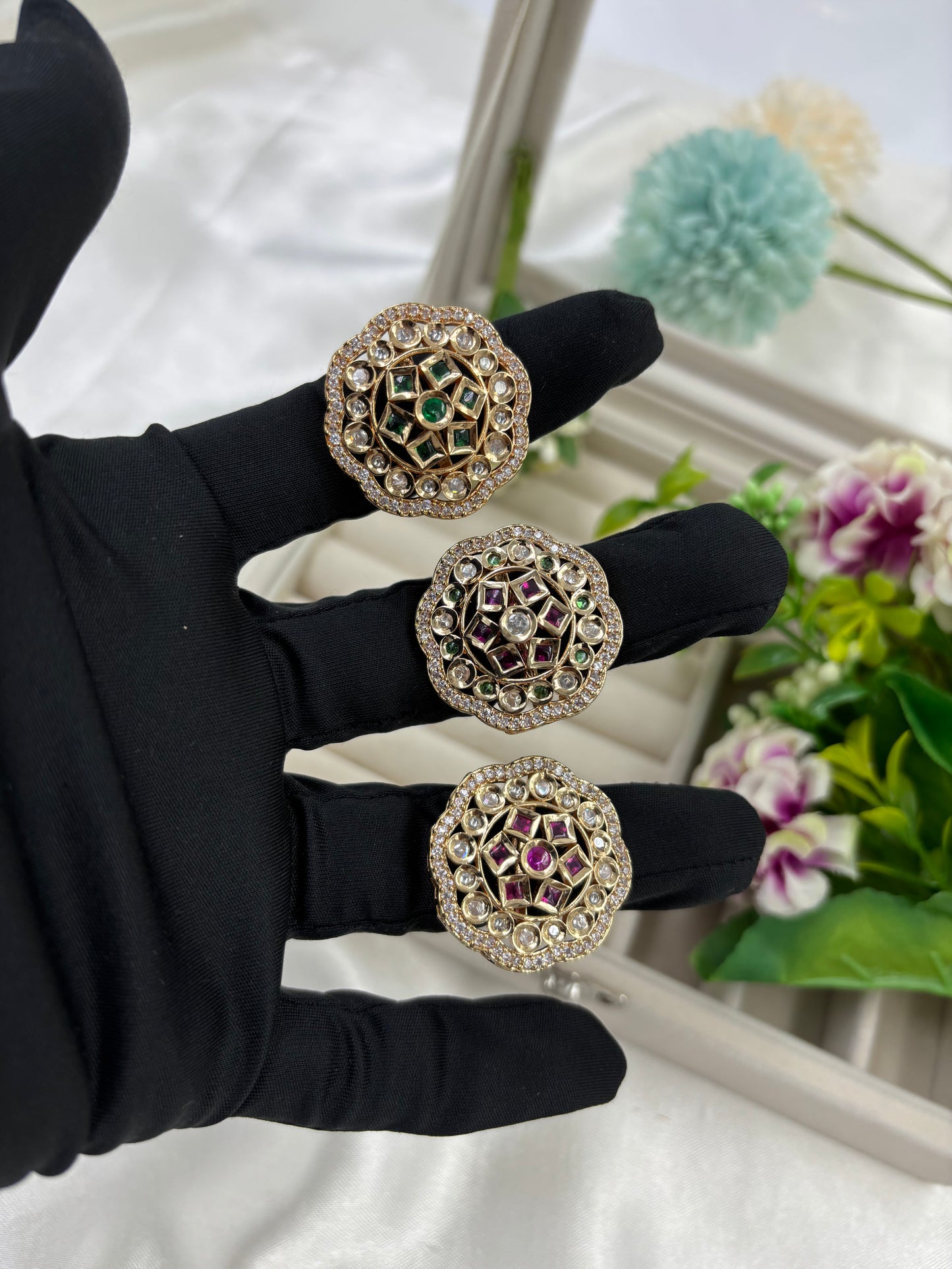 Ruhana Moissanite Kundan Fingering.