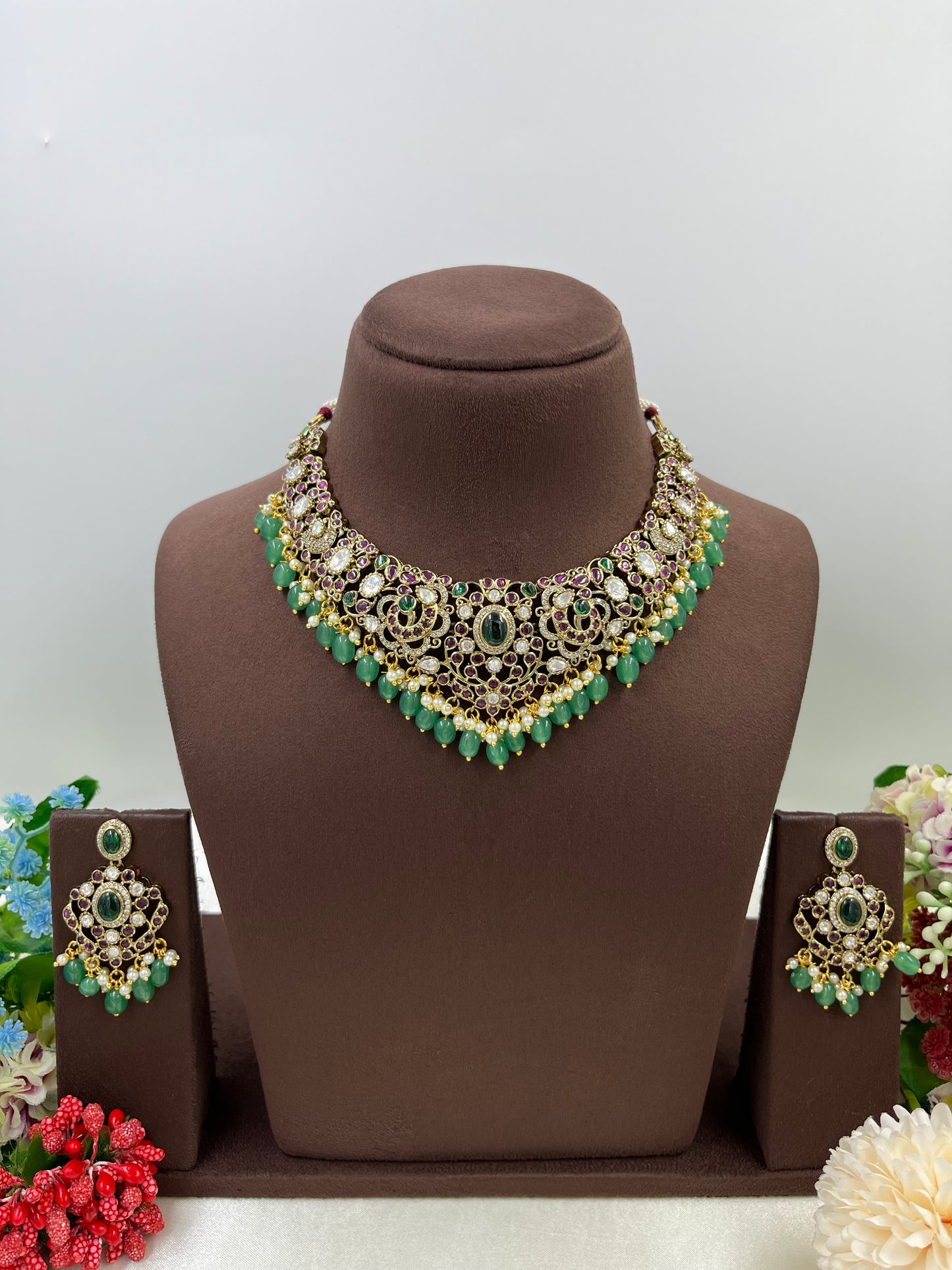 Simi Traditional South Indian Necklace