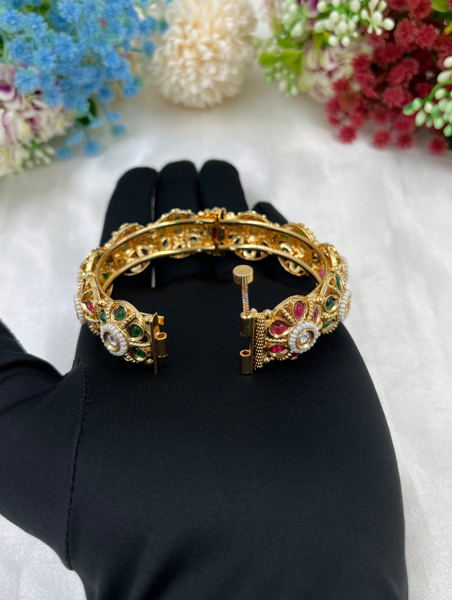 Heerleen Antique Gold Bangles