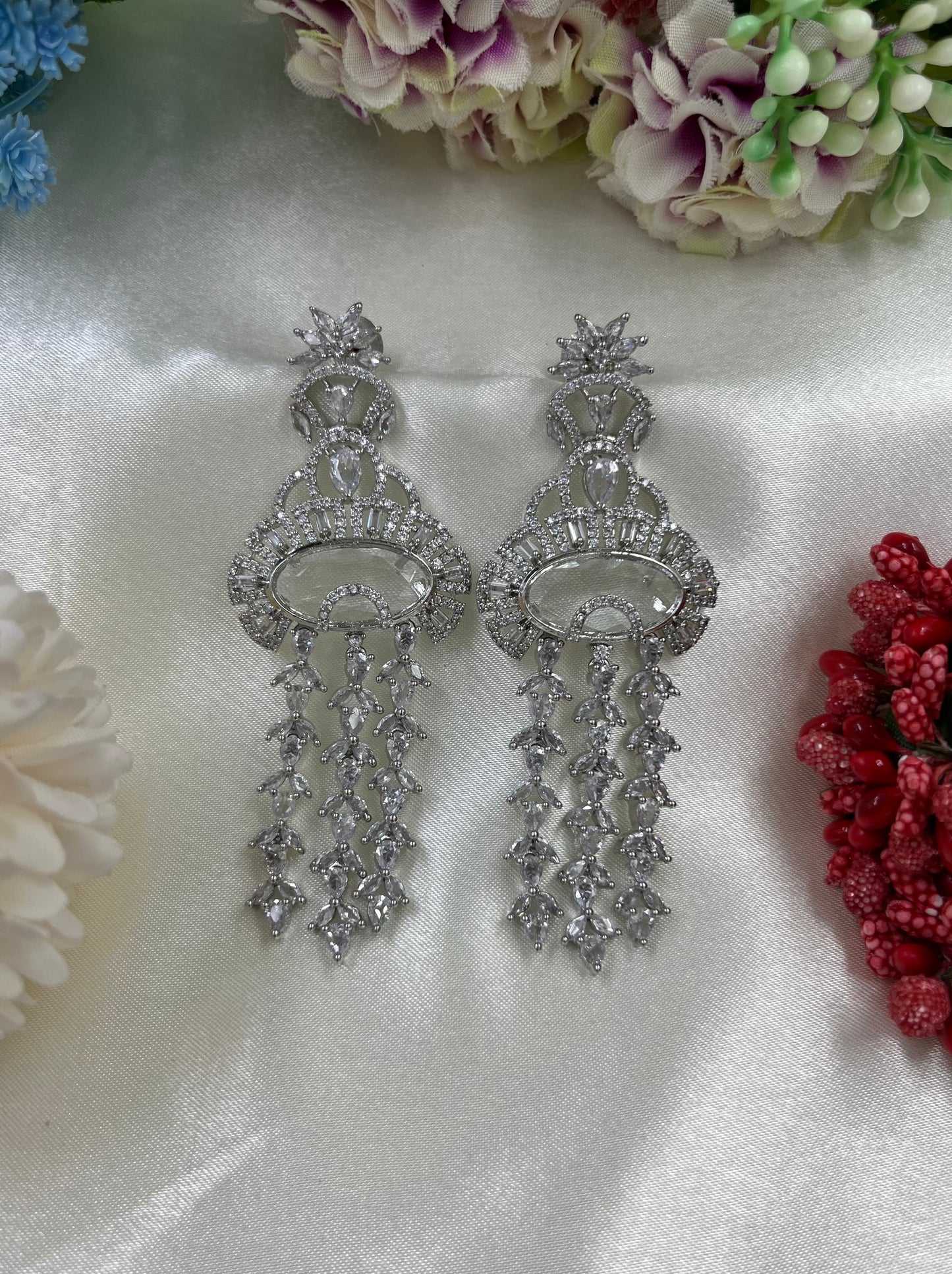 Vaidehi Ad Brass Earing