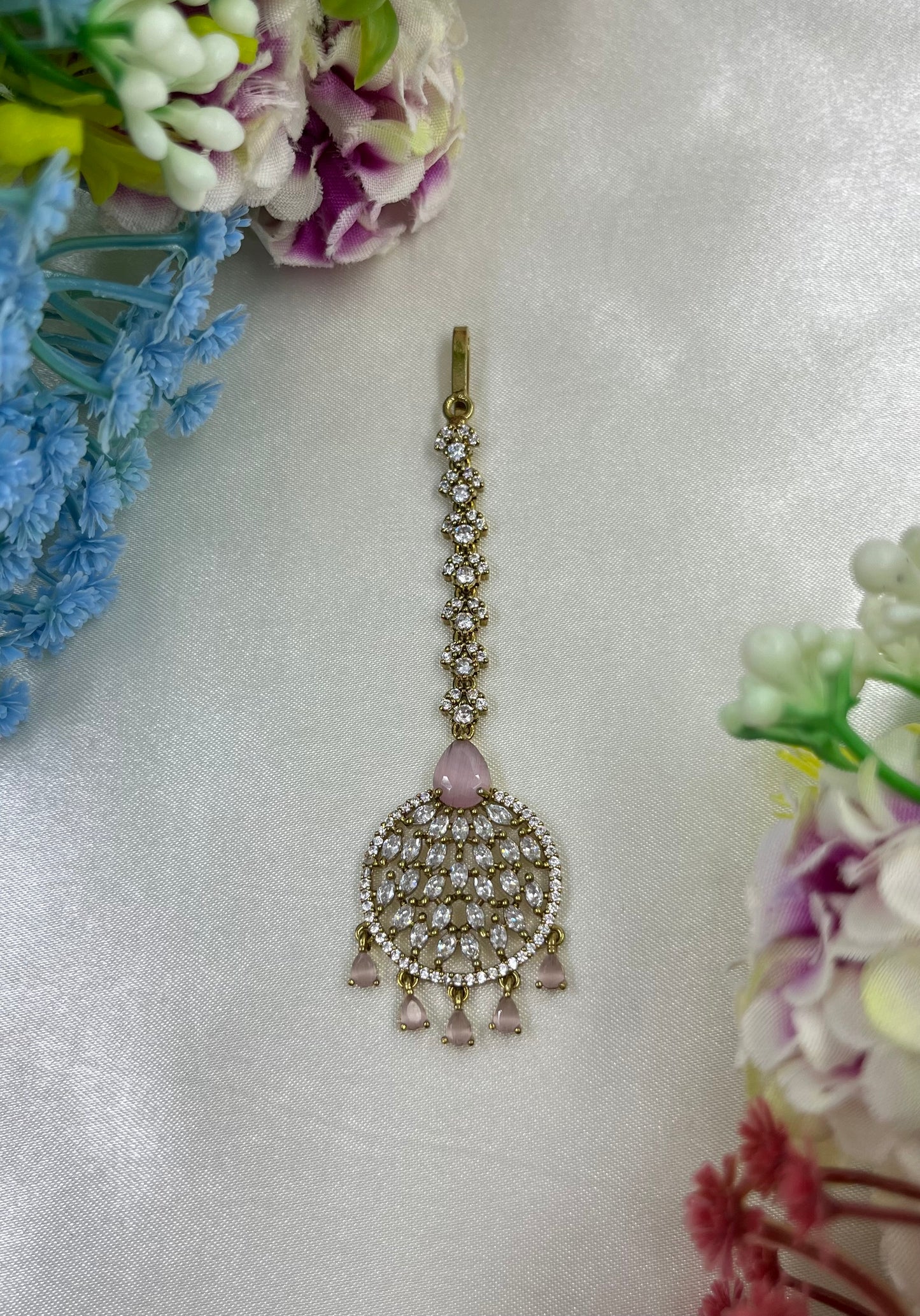 Suhani Ad Victorian Mang Tika