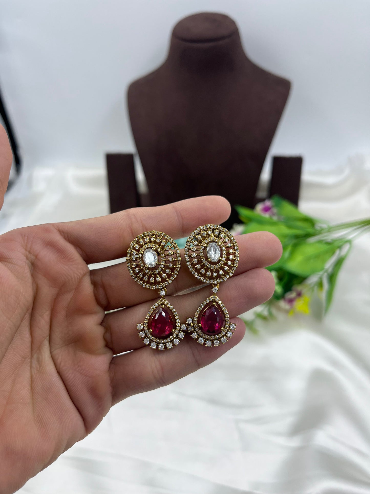 Ziva Victorian Necklace set