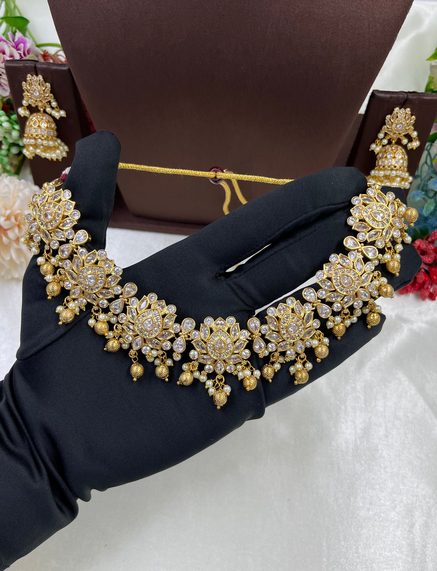 Wina Premium Antique Gold Necklace Set