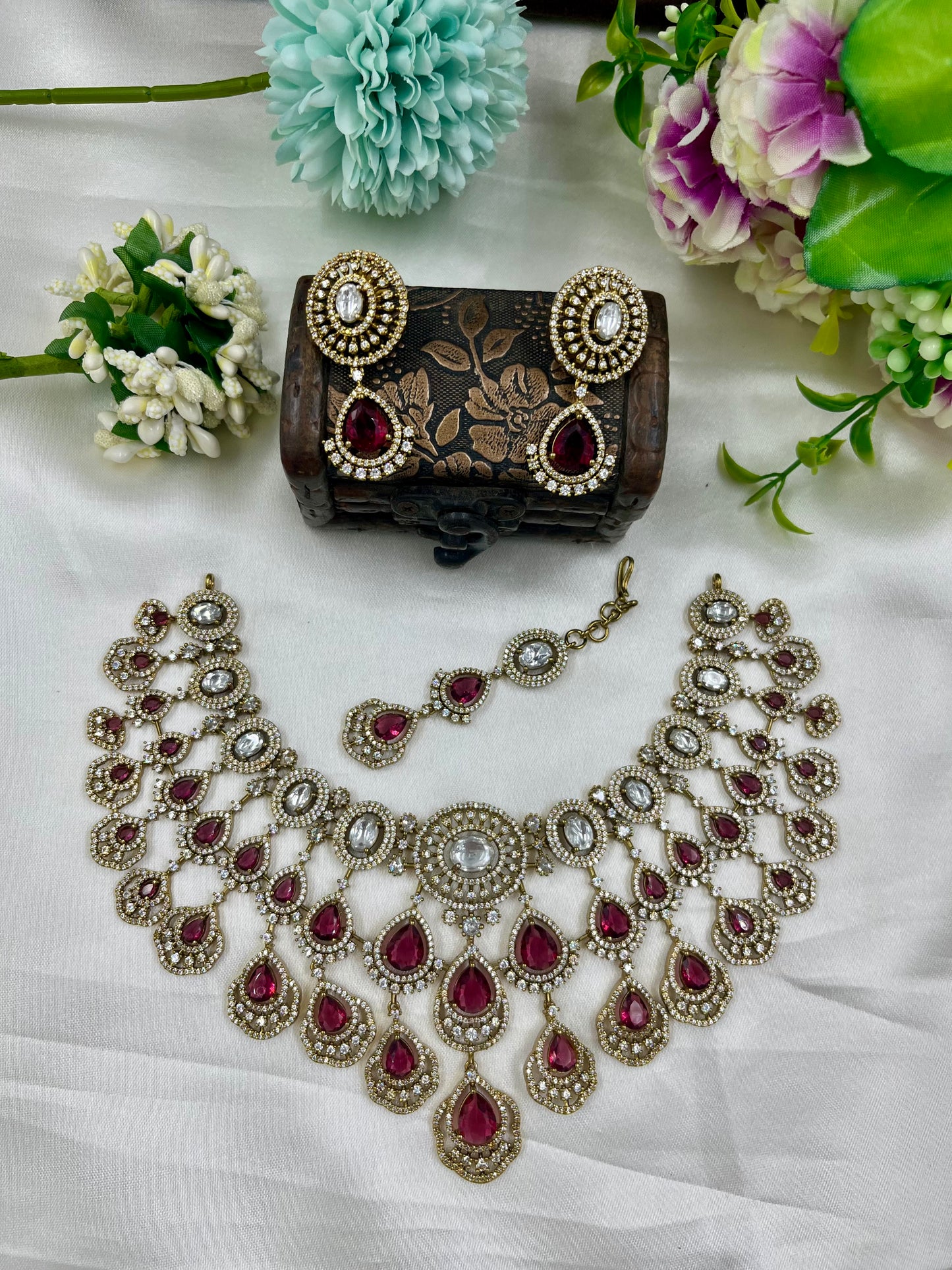 Ziva Victorian Necklace set