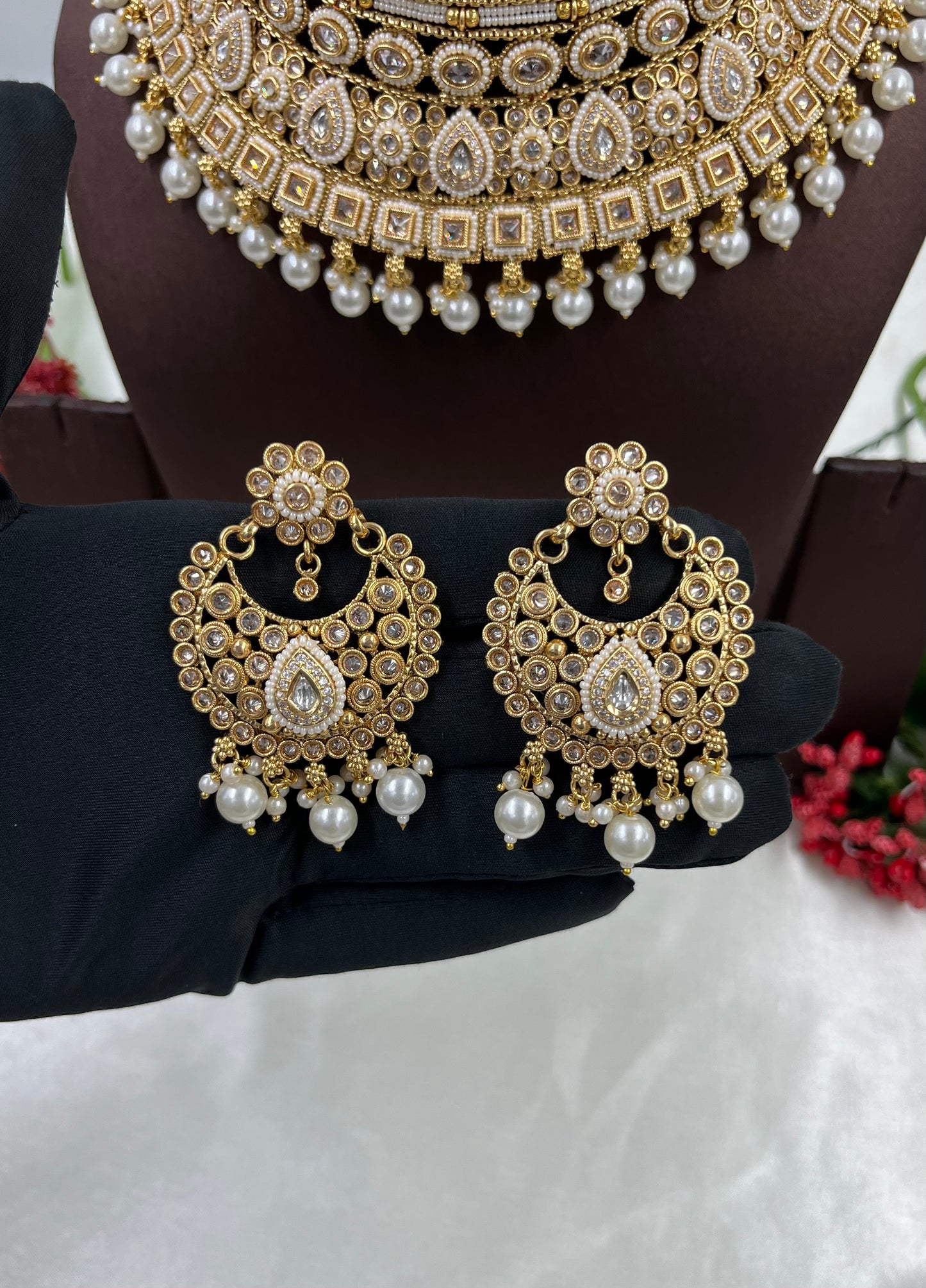 Kiara Traditional Choker
