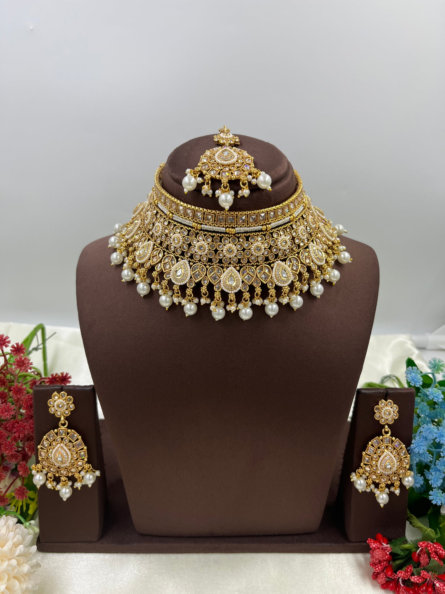 Amrita Traditional Choker
