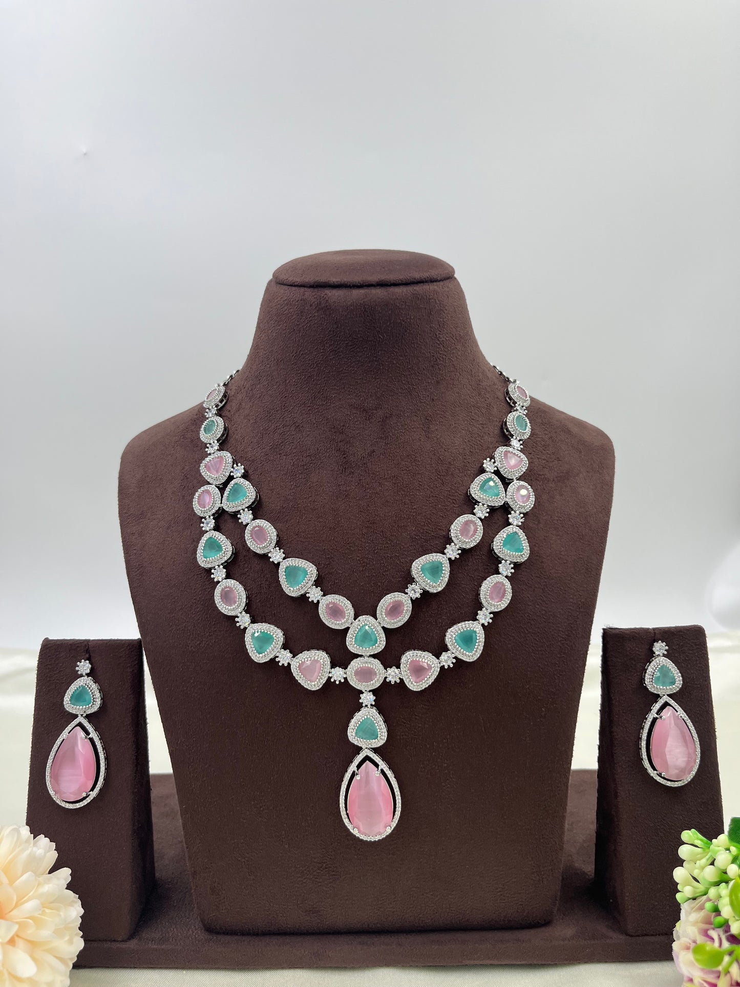 Bijou Premium Ad Necklace