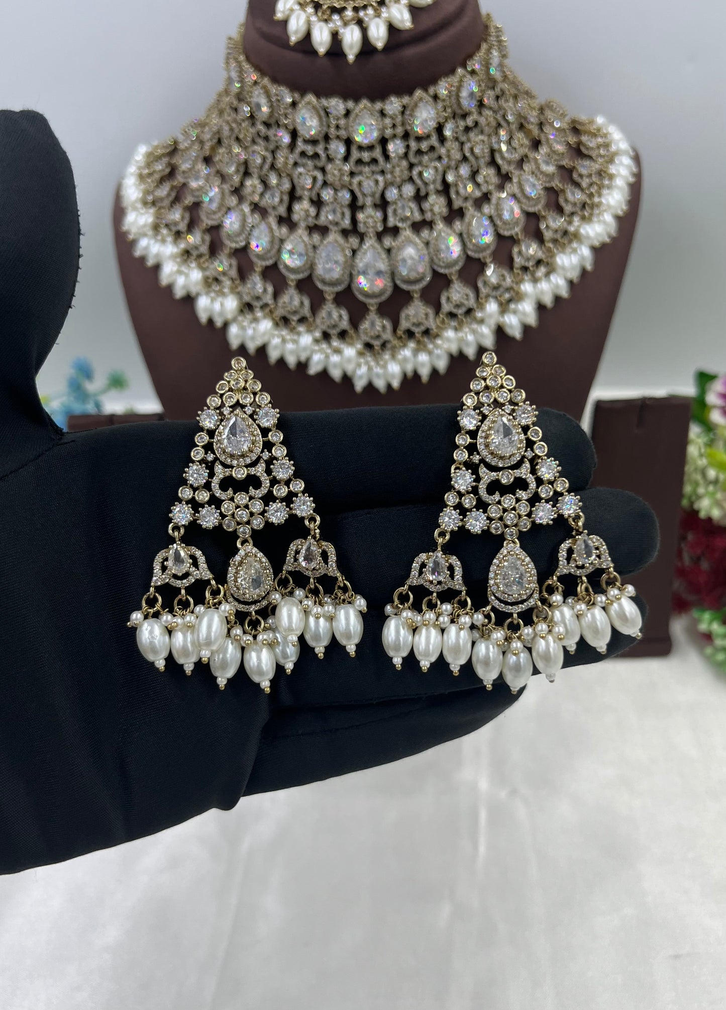 Nidhi Premium Victorian Ad Necklace