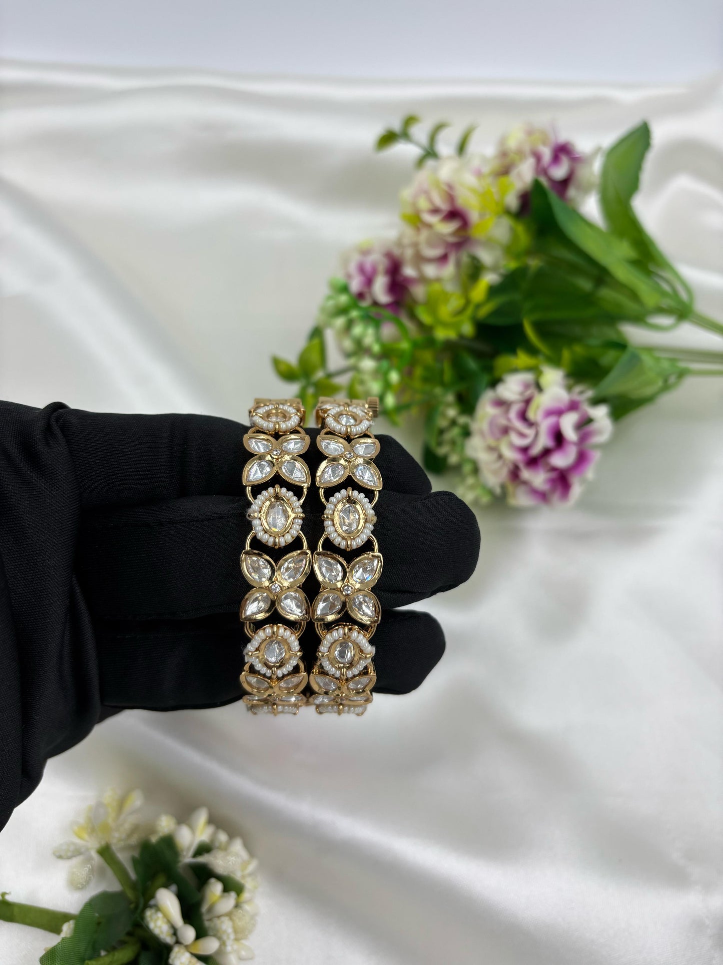 Shivani Moissanite Kundan Premium Bangles Set