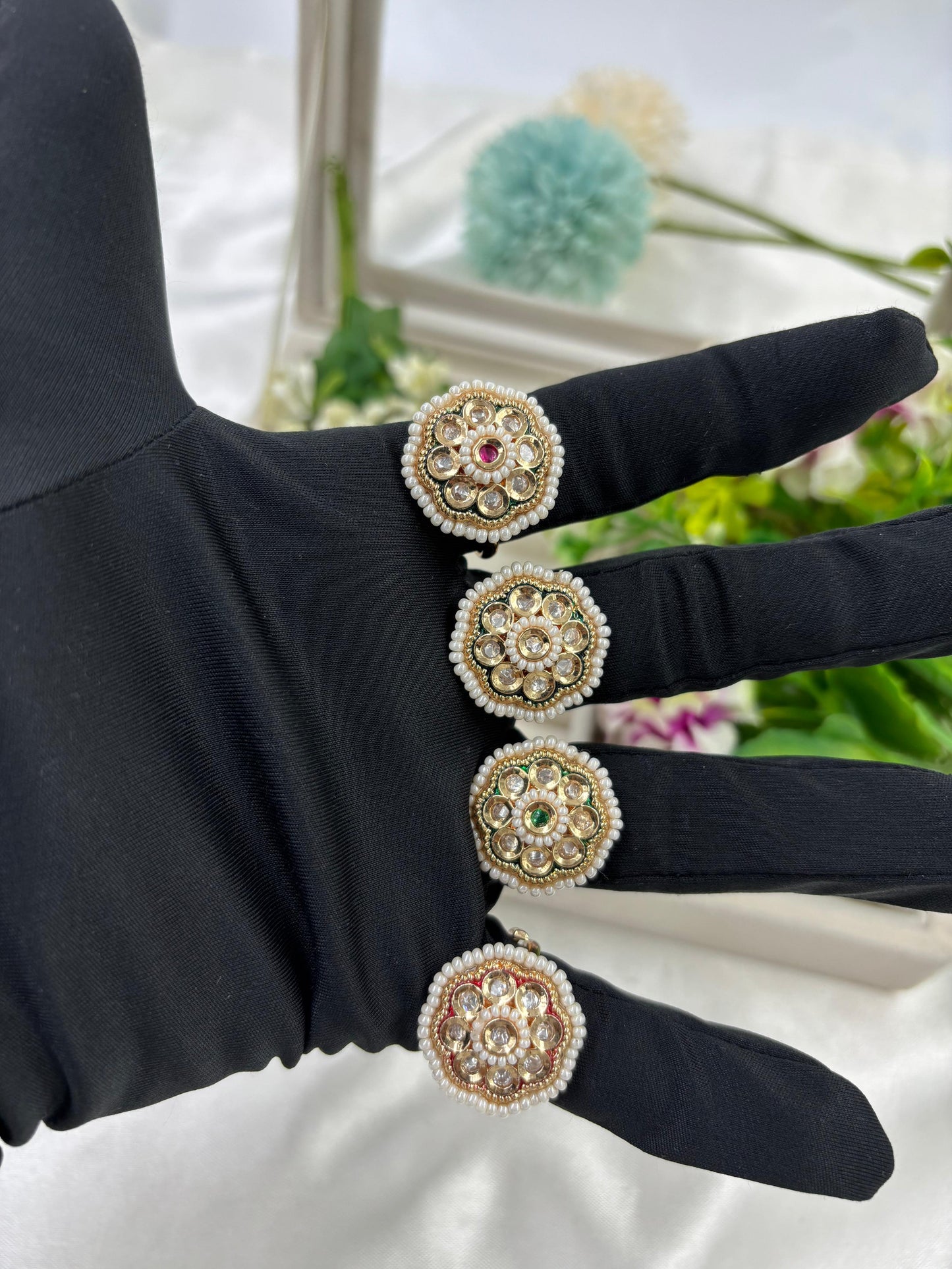 Amaze Premium Moissanite Kundan Fingering