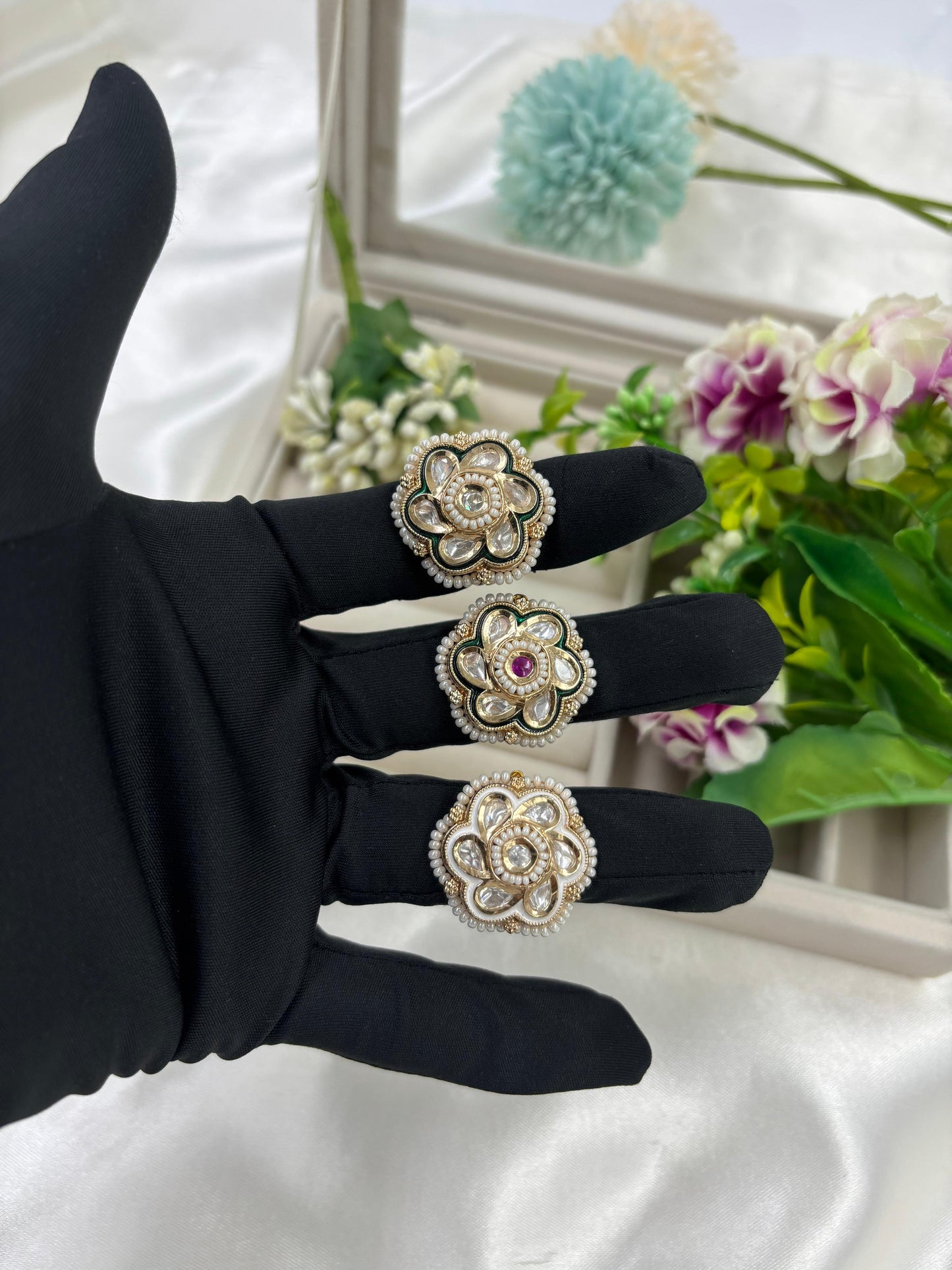 Avis Premium Moissanite Kundan Fingering