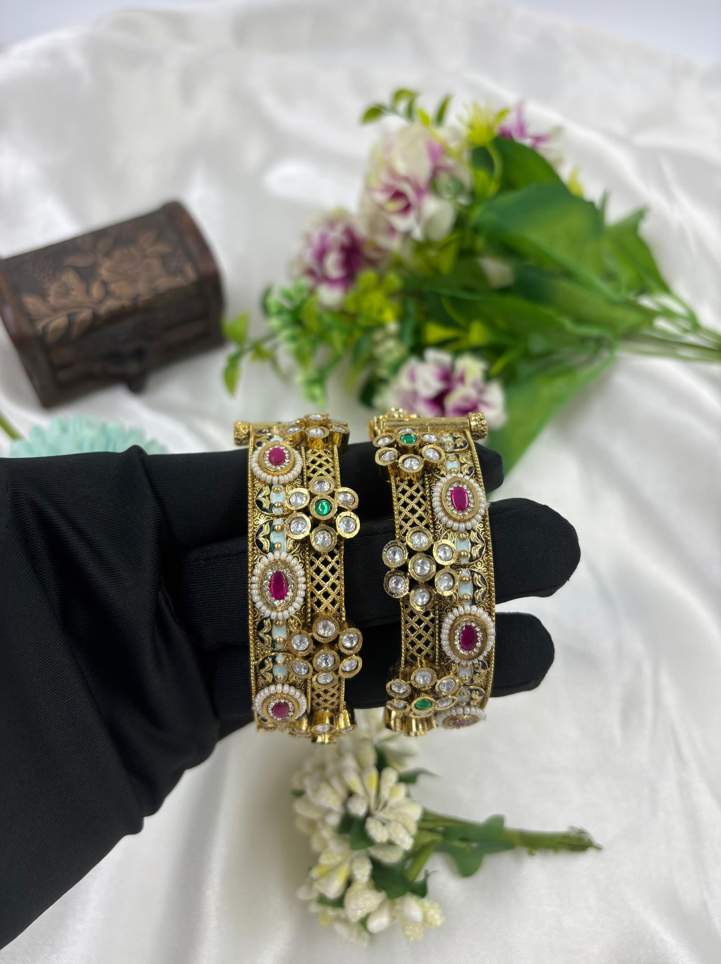 Riddhi Premium Heritage Bangles
