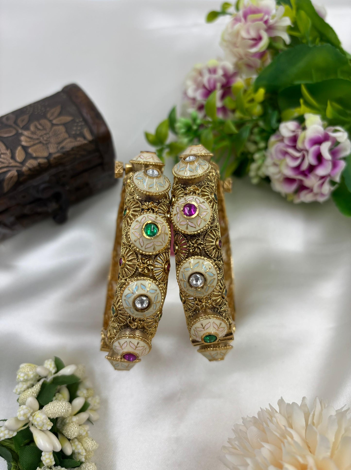 Shreya Premium Heritage Bangles