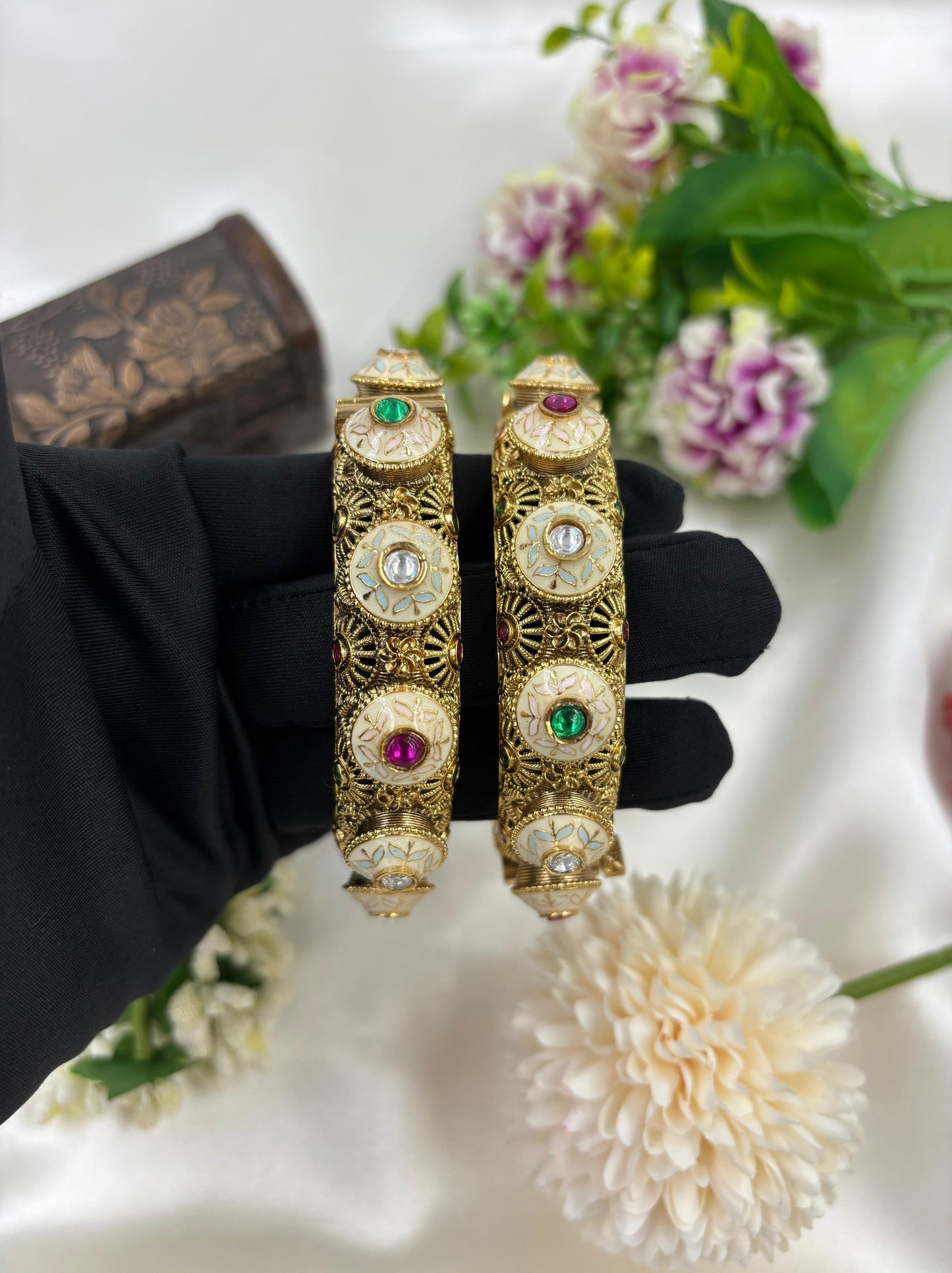 Shreya Premium Heritage Bangles