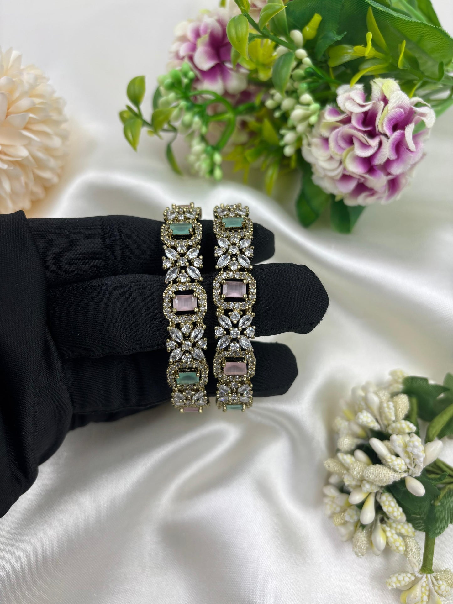 Kira Premium Victorian Bangles