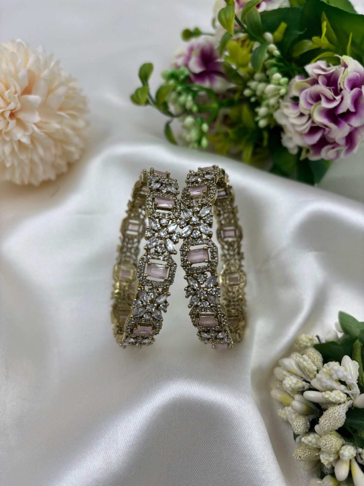 Kira Premium Victorian Bangles