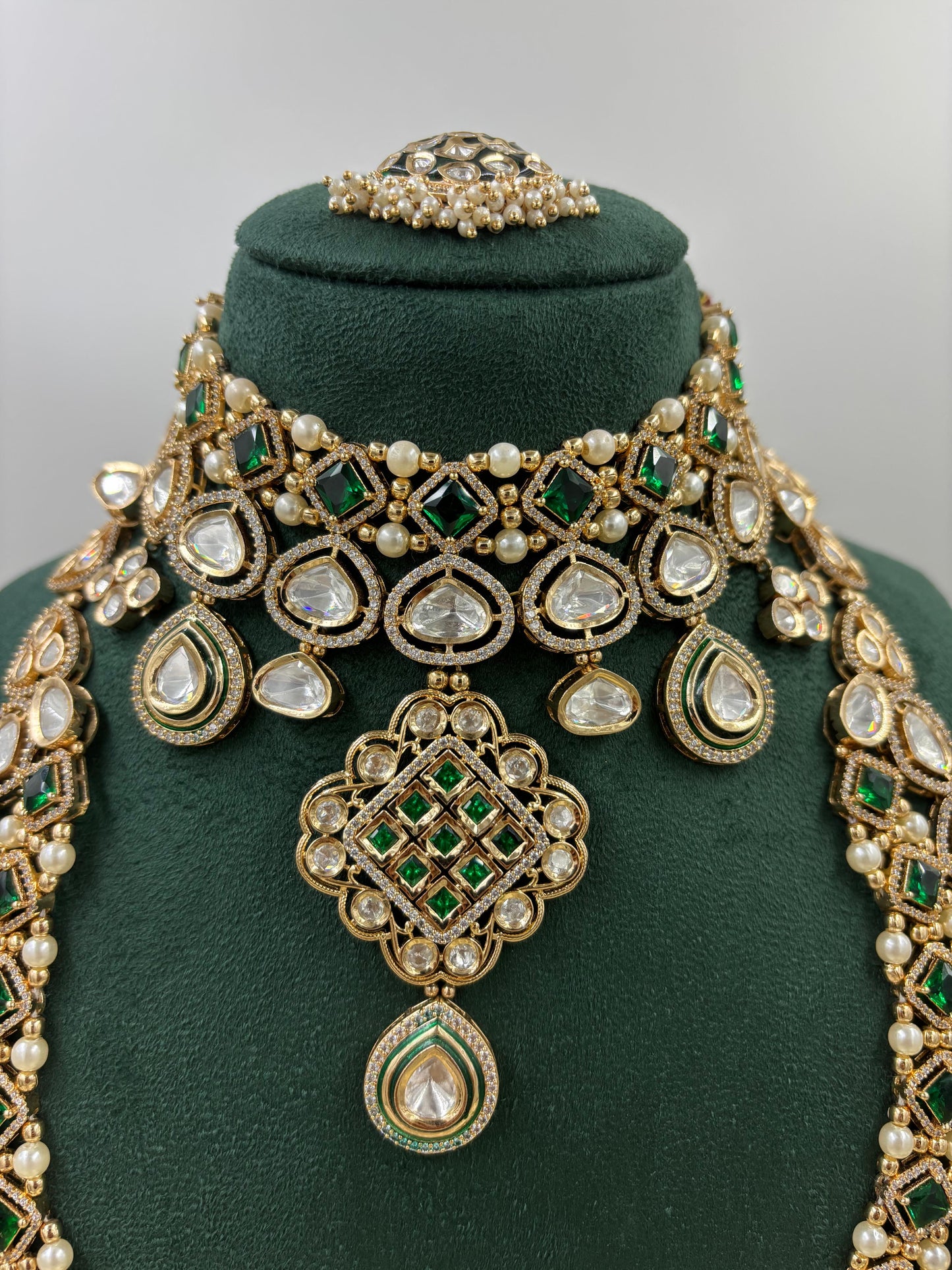 Nivisa Premium Moissanite Kundan Bridal set