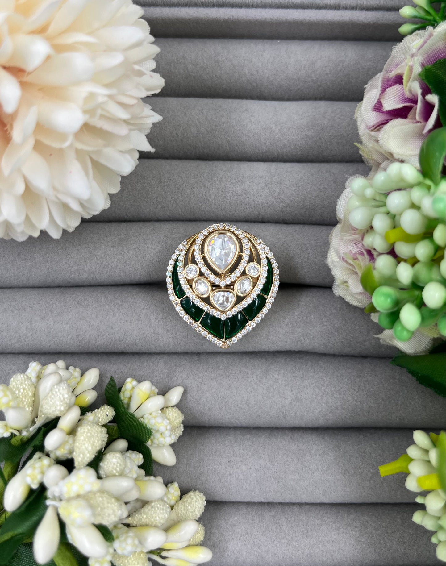 Nayra Moissanite Kundan Ring