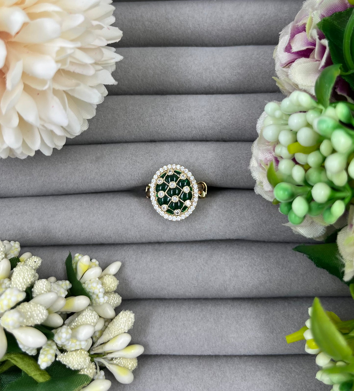 Veluri Moissanite Kundan Ring