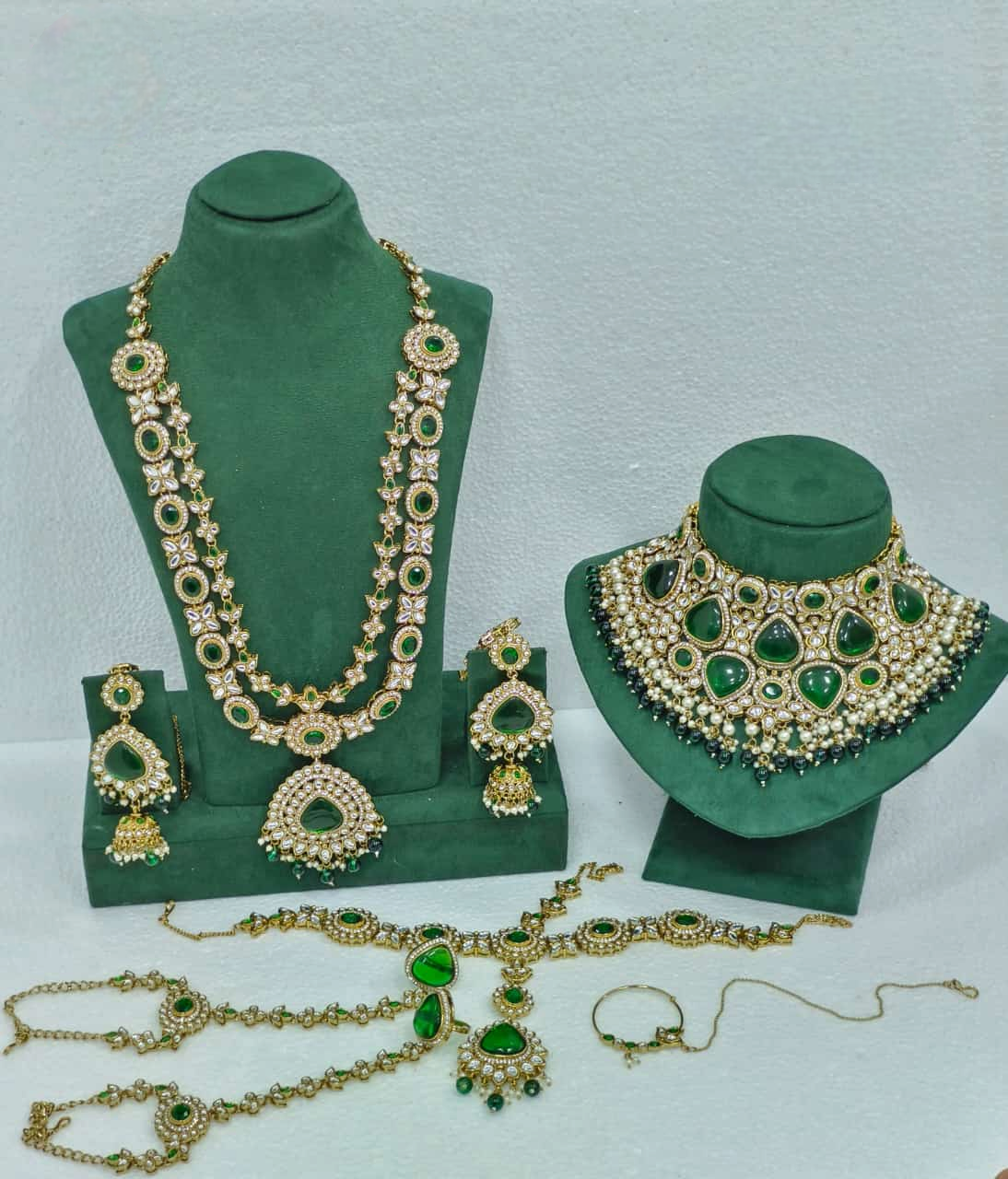 Monalisa Kundan Bridal Set
