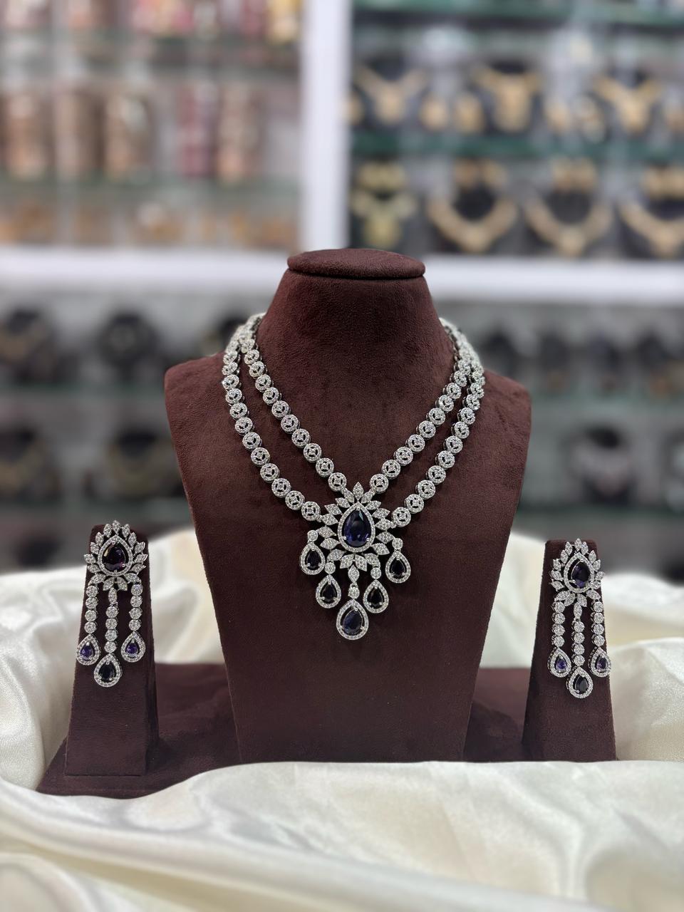 Diva Floral Drop Necklace Set