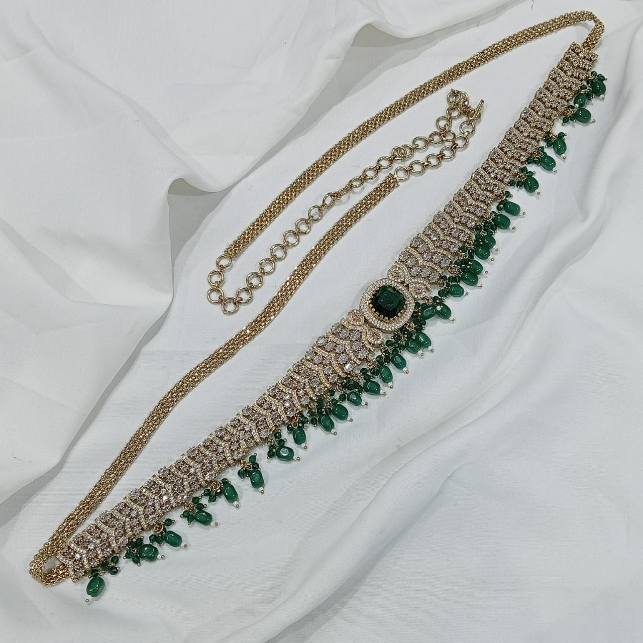 Dahna Victorian Kamarpatta