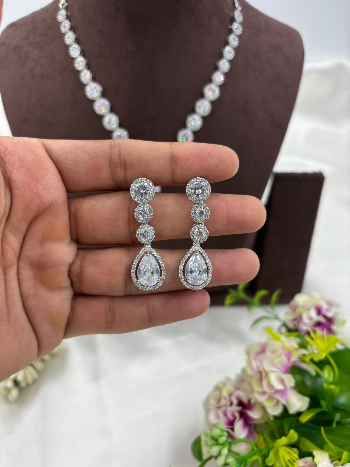 Viza CZ Drop American Necklace Set - White