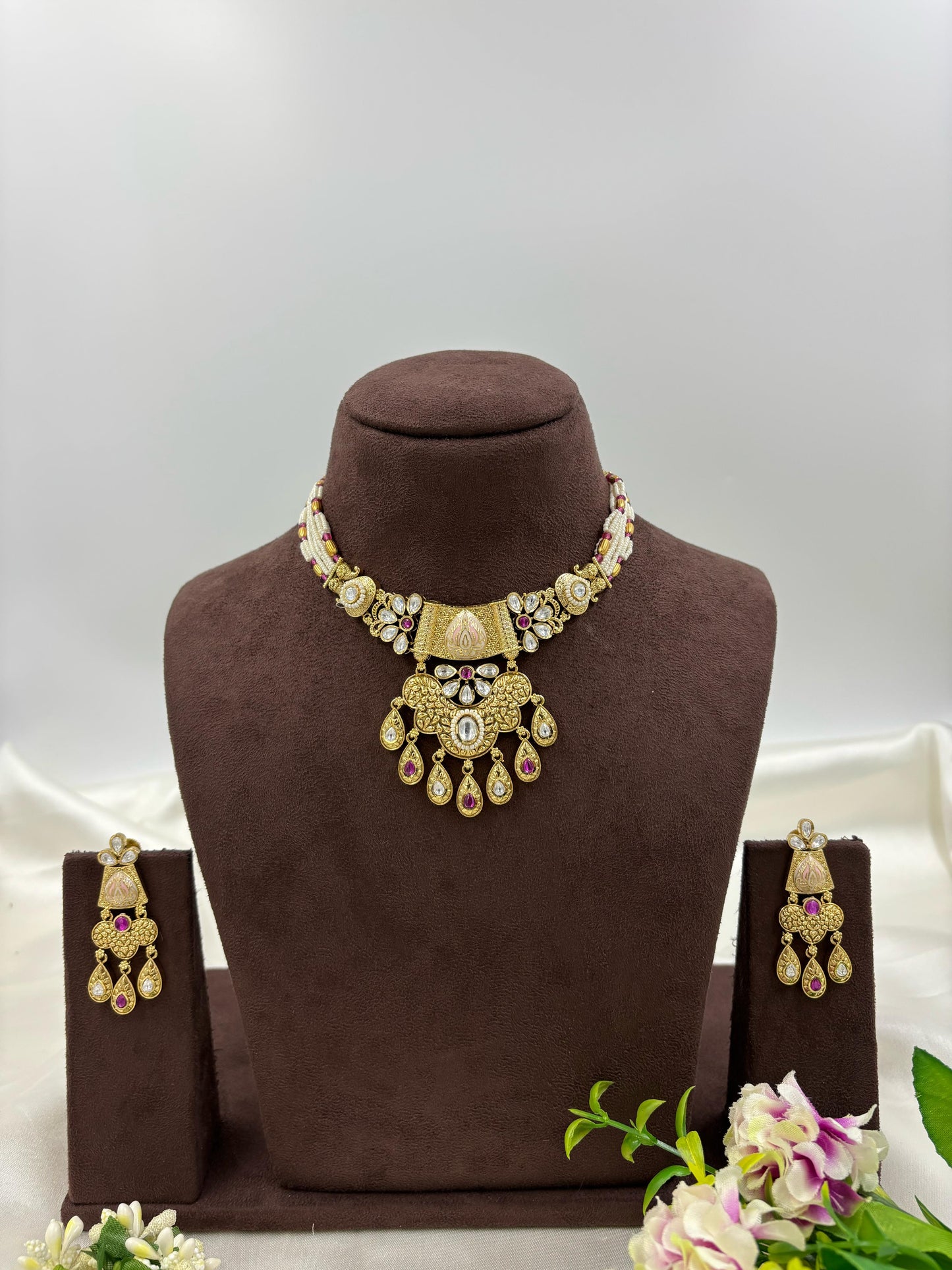 Reeja Antique Gold Necklace Set