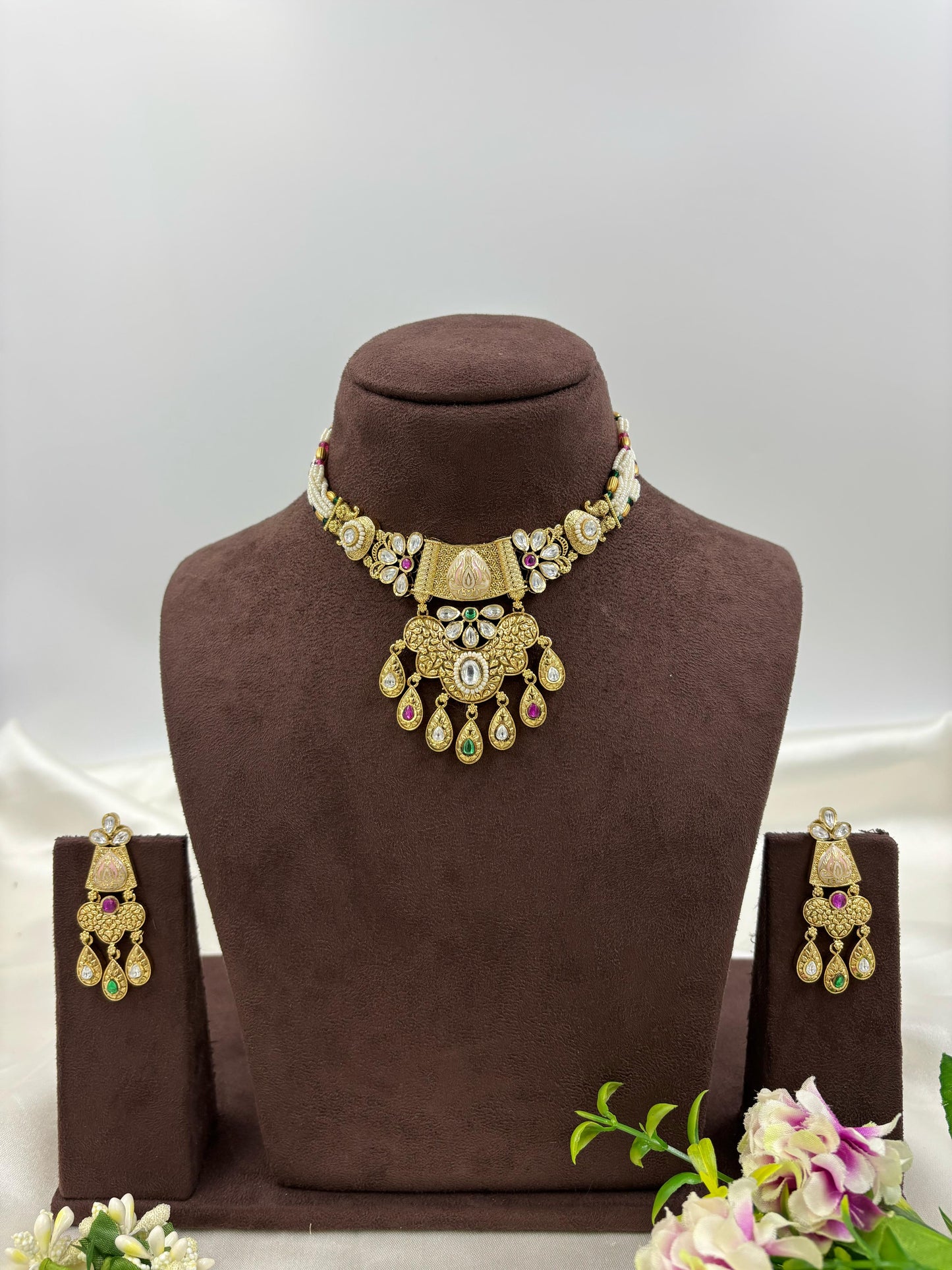 Reeja Antique Gold Necklace Set
