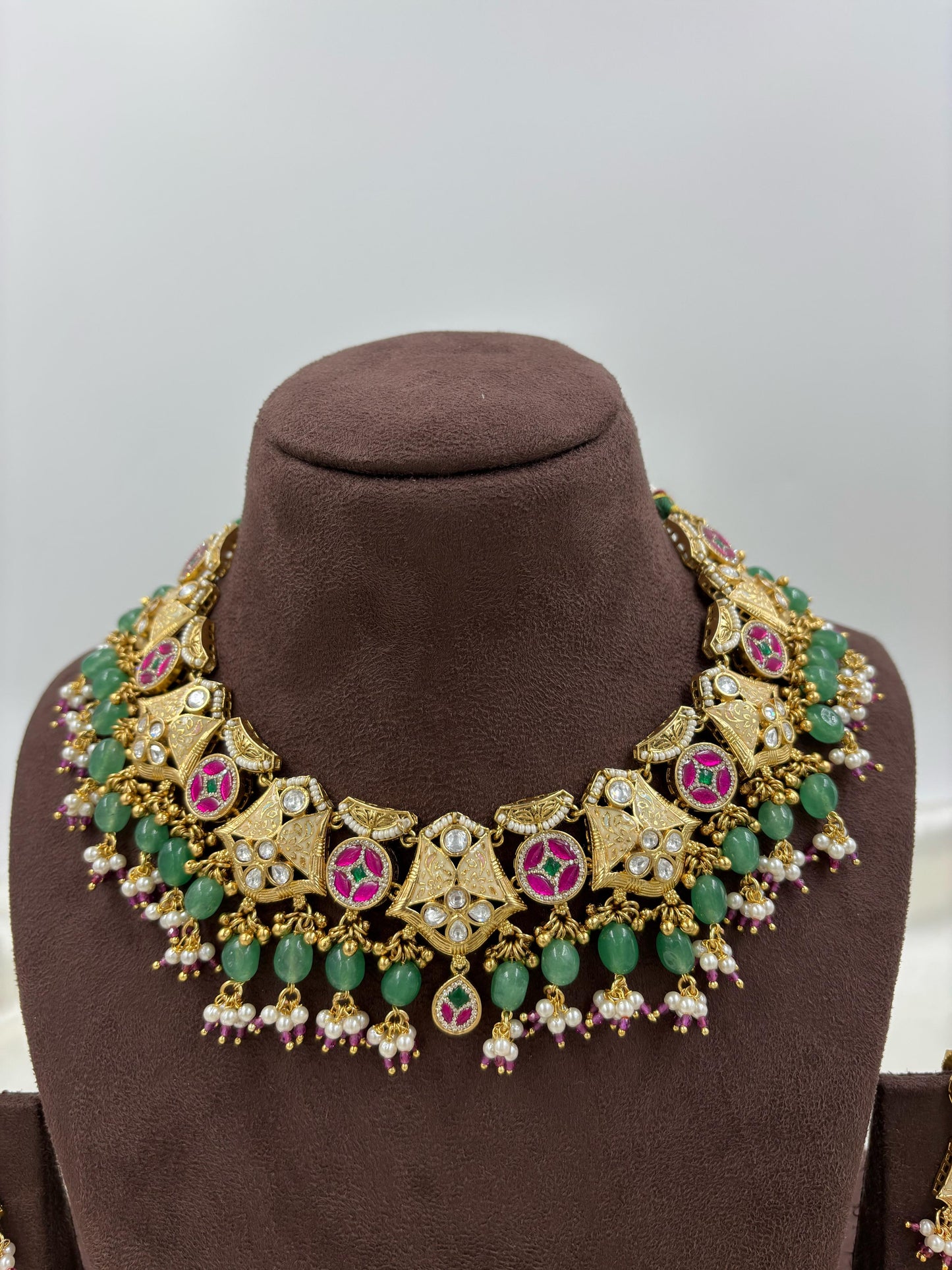 Mamta Antique Gold Choker Necklace Set